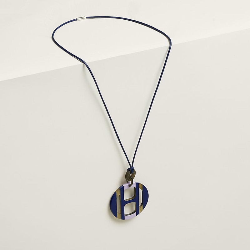 Hermès H Equipe pendant outlook