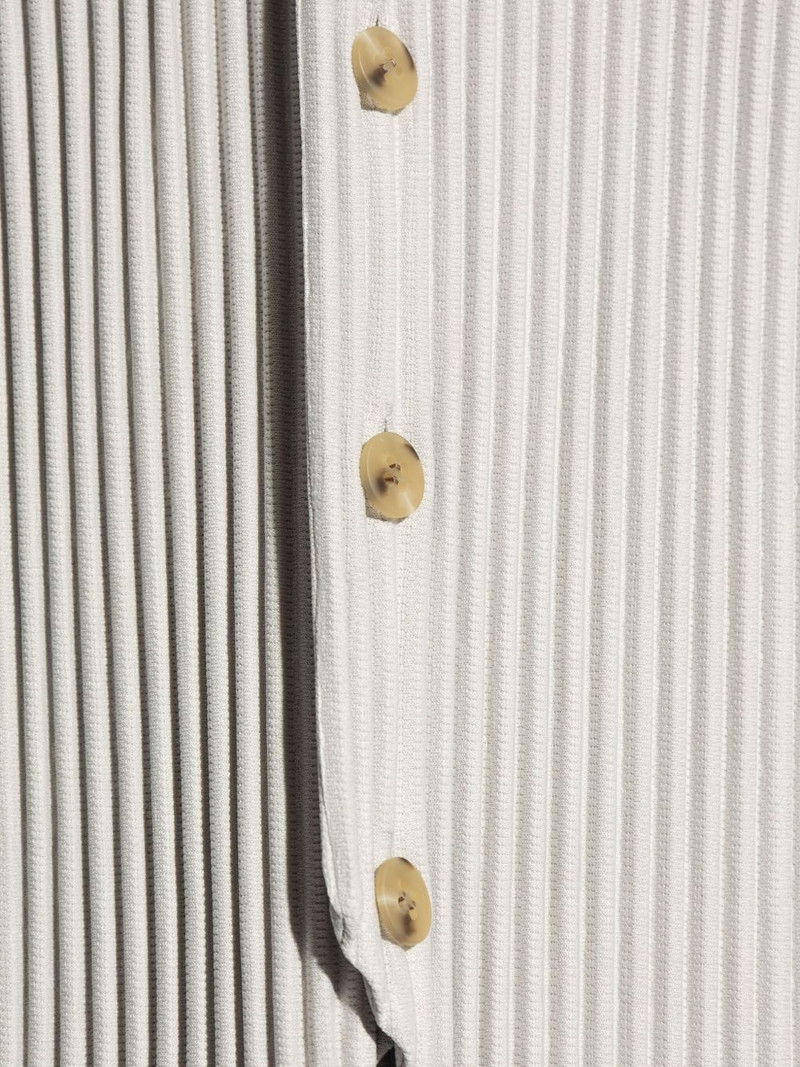 pleated V-neck vest 5