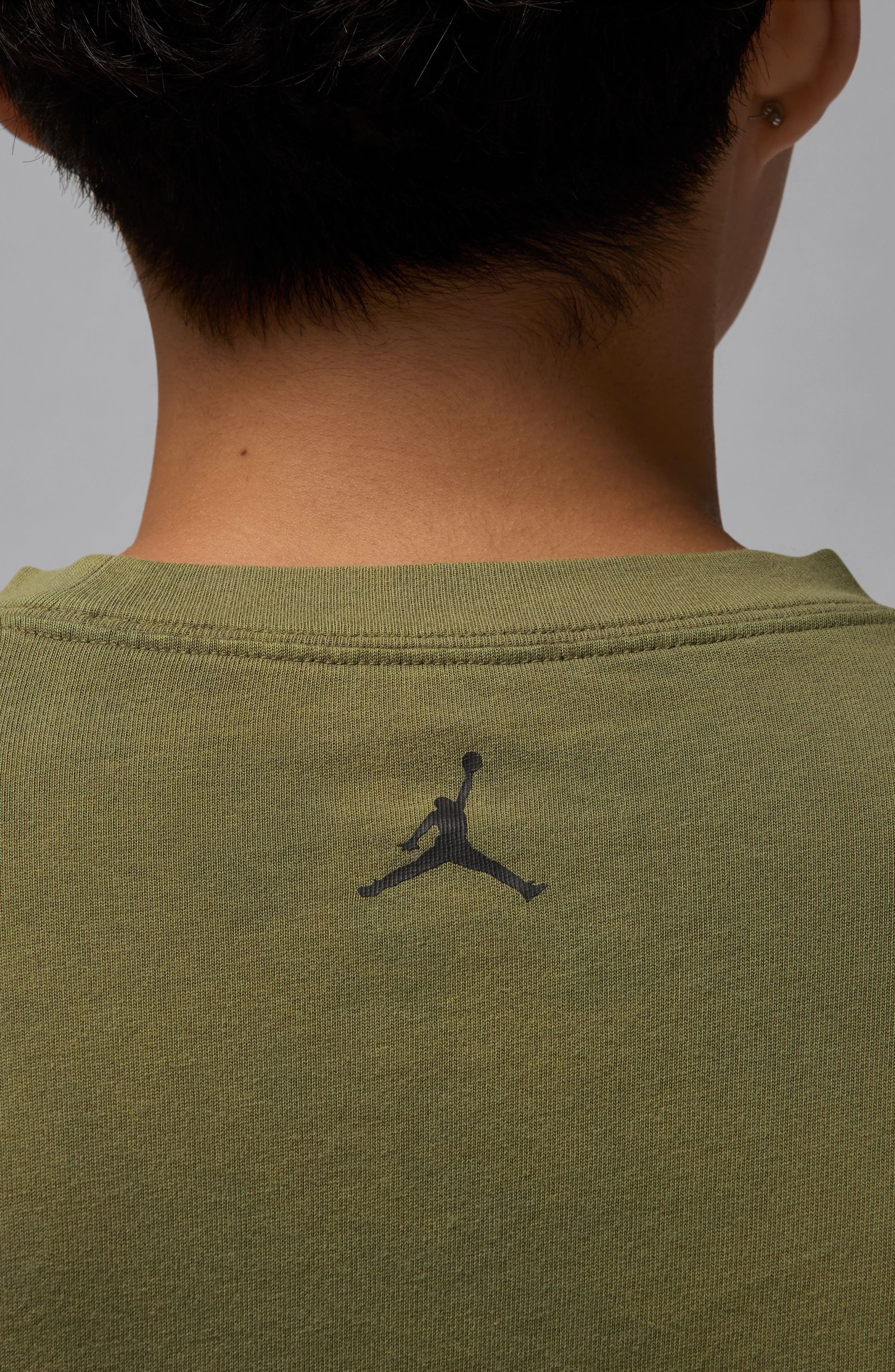 Jordan Retro Cotton Graphic T-Shirt in Medium Olive/Black at Nordstrom - 6