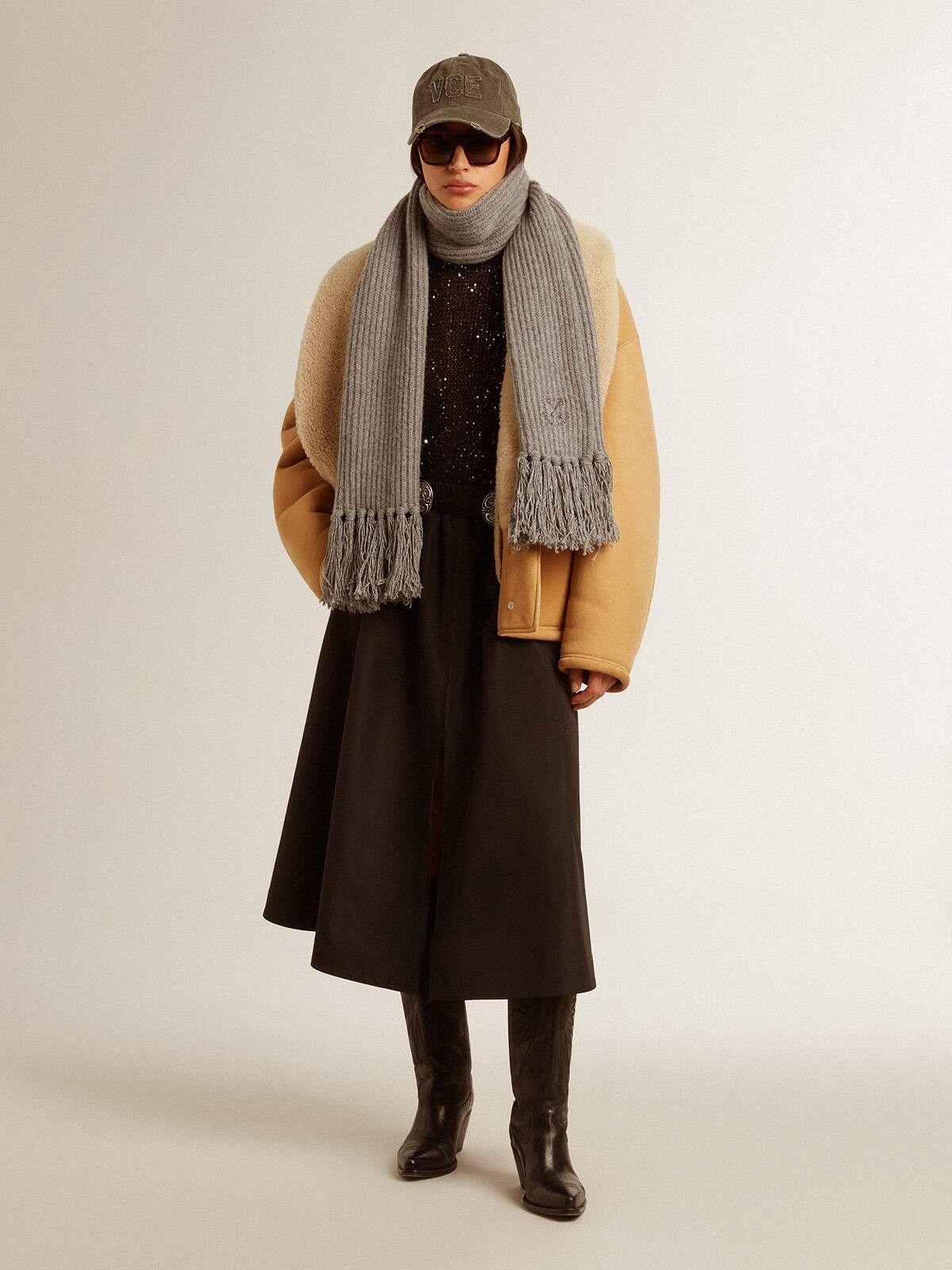 Women's sheepskin jacket with a wide shearling shawl collar - 4
