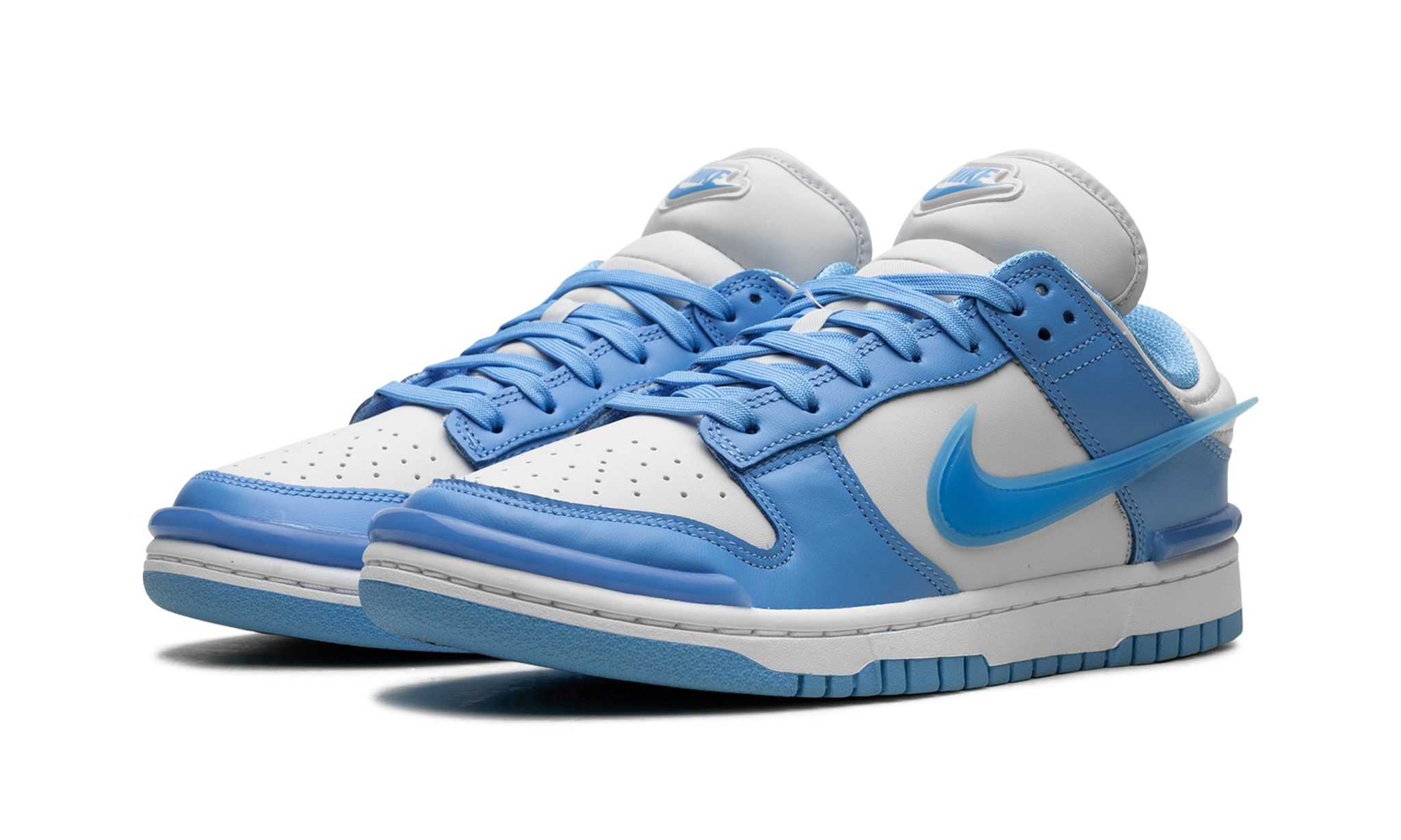 DUNK LO TIST WMNS "University Blue" - 2