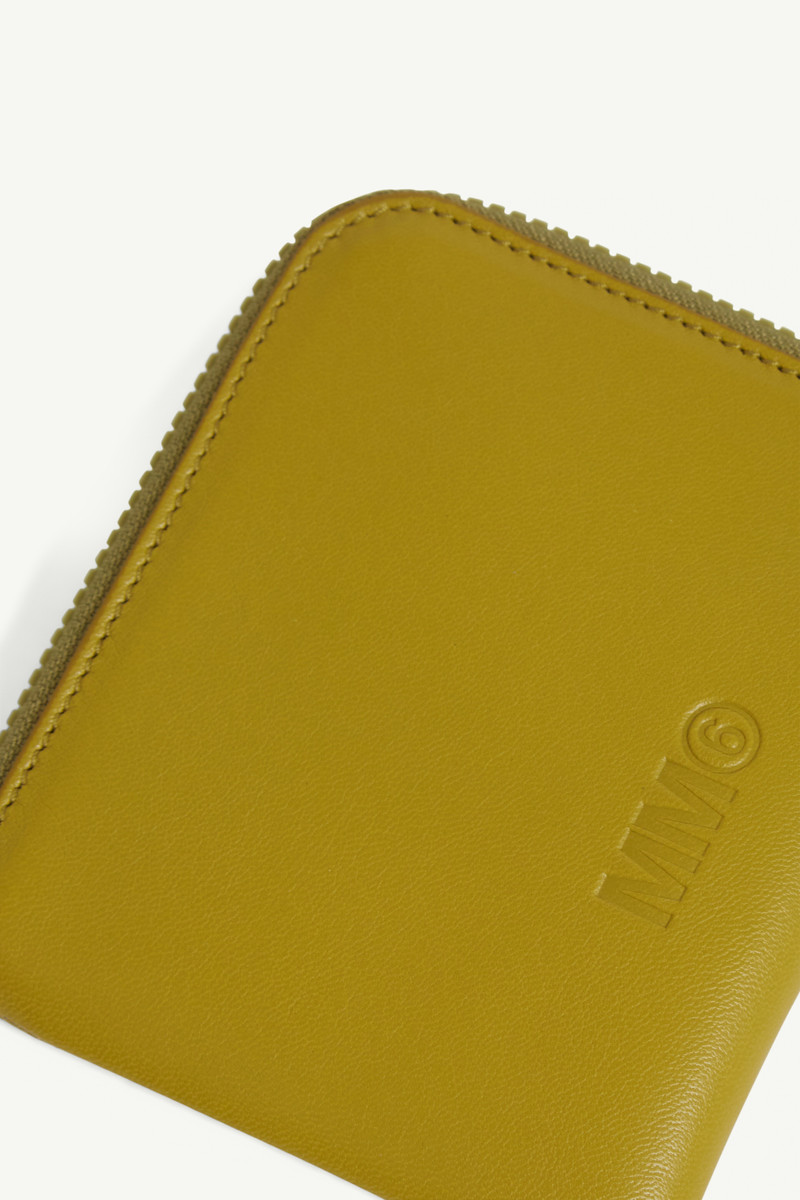 Zip-around wallet 4