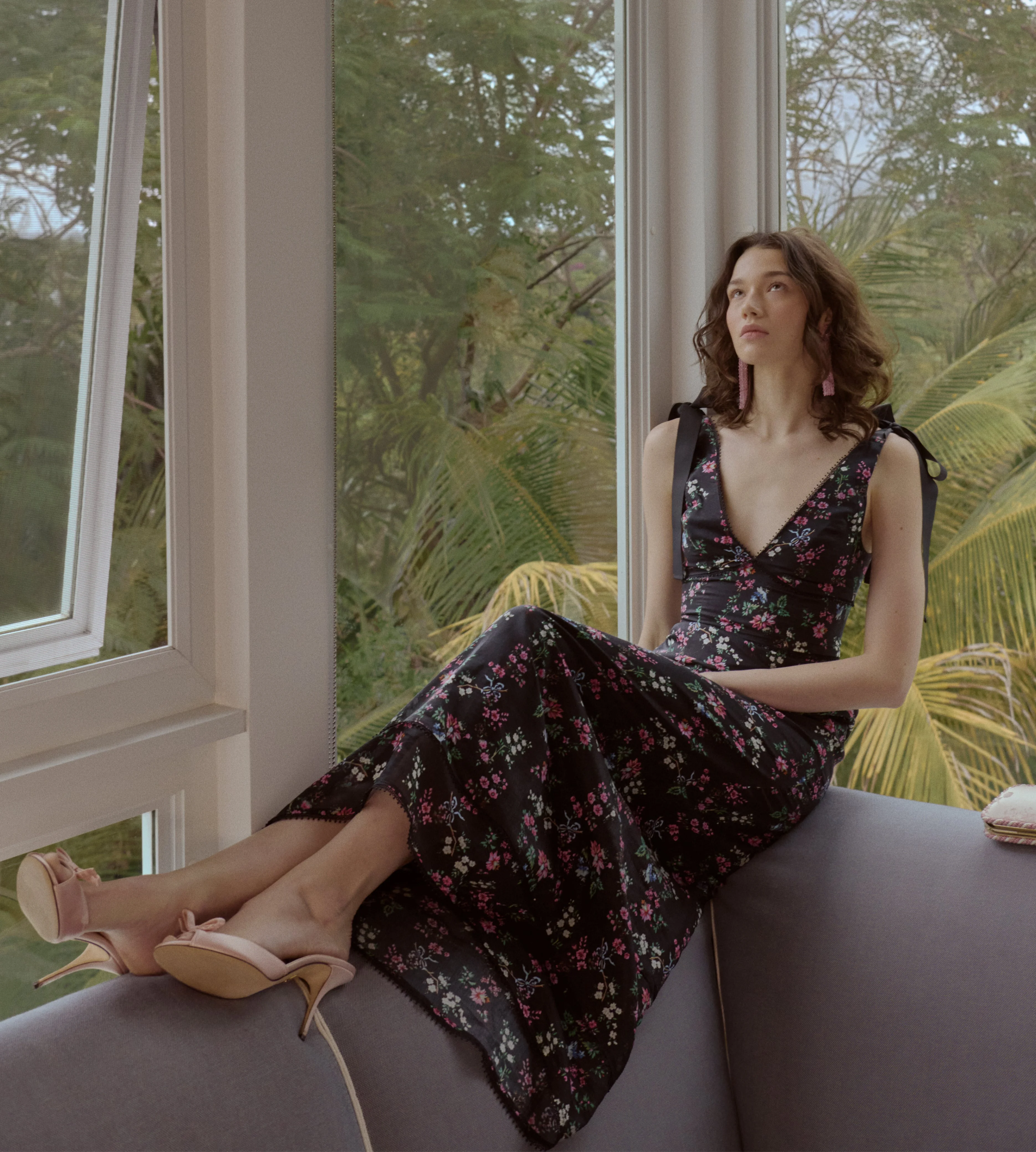 The Cassie Dress - Navy Scallop Bow Chintz - 1