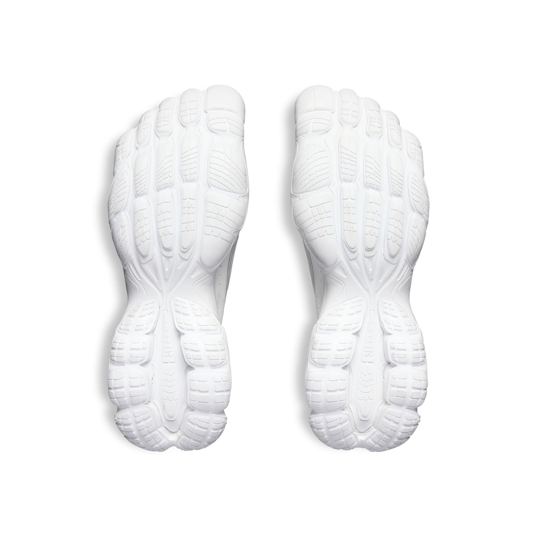 Men's Anatomic Runner Sneaker in White - 7
