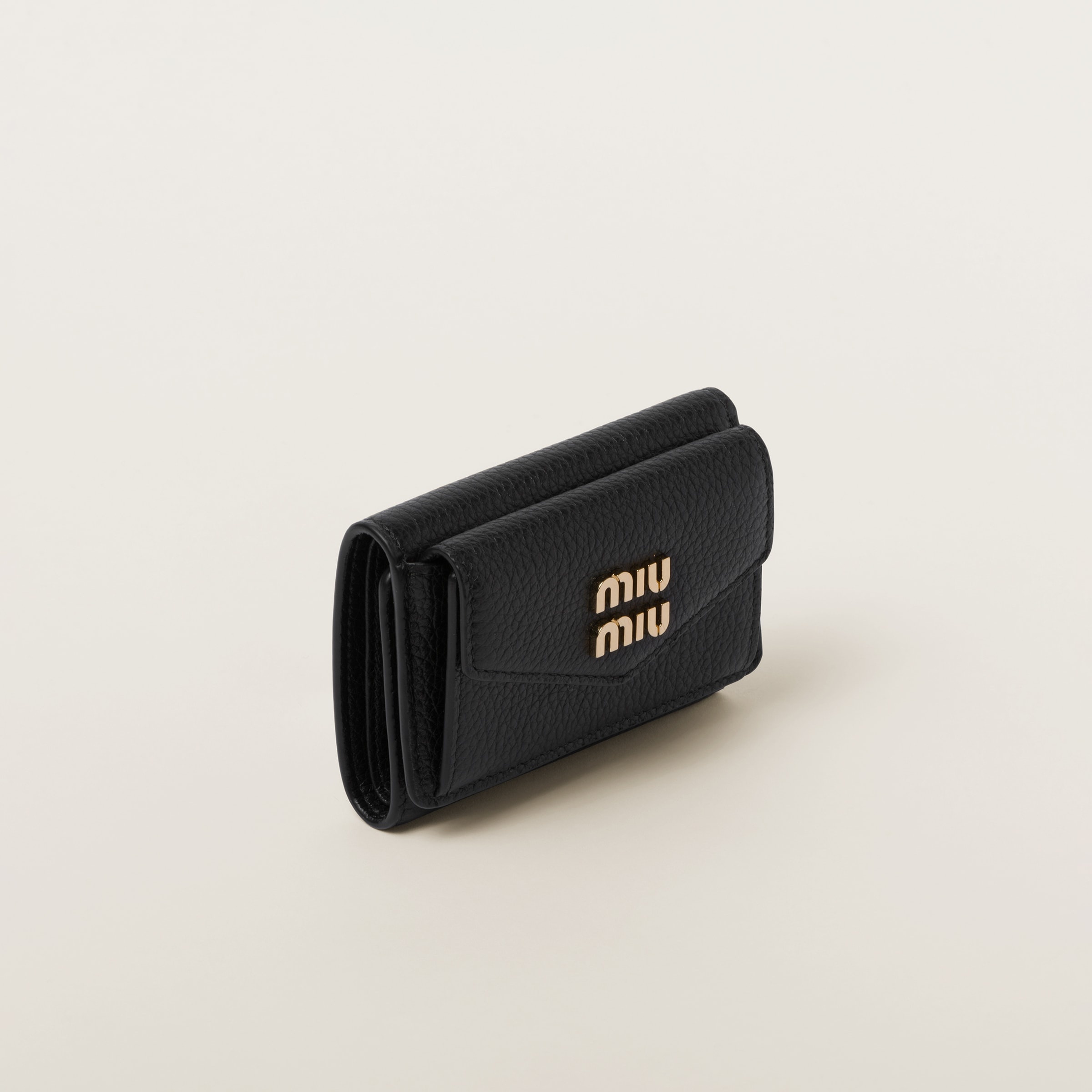 Small leather wallet 3