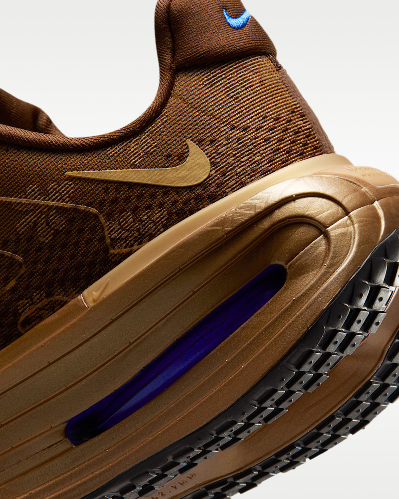 Nike Vomero Premium Women's Road Running Shoes 8