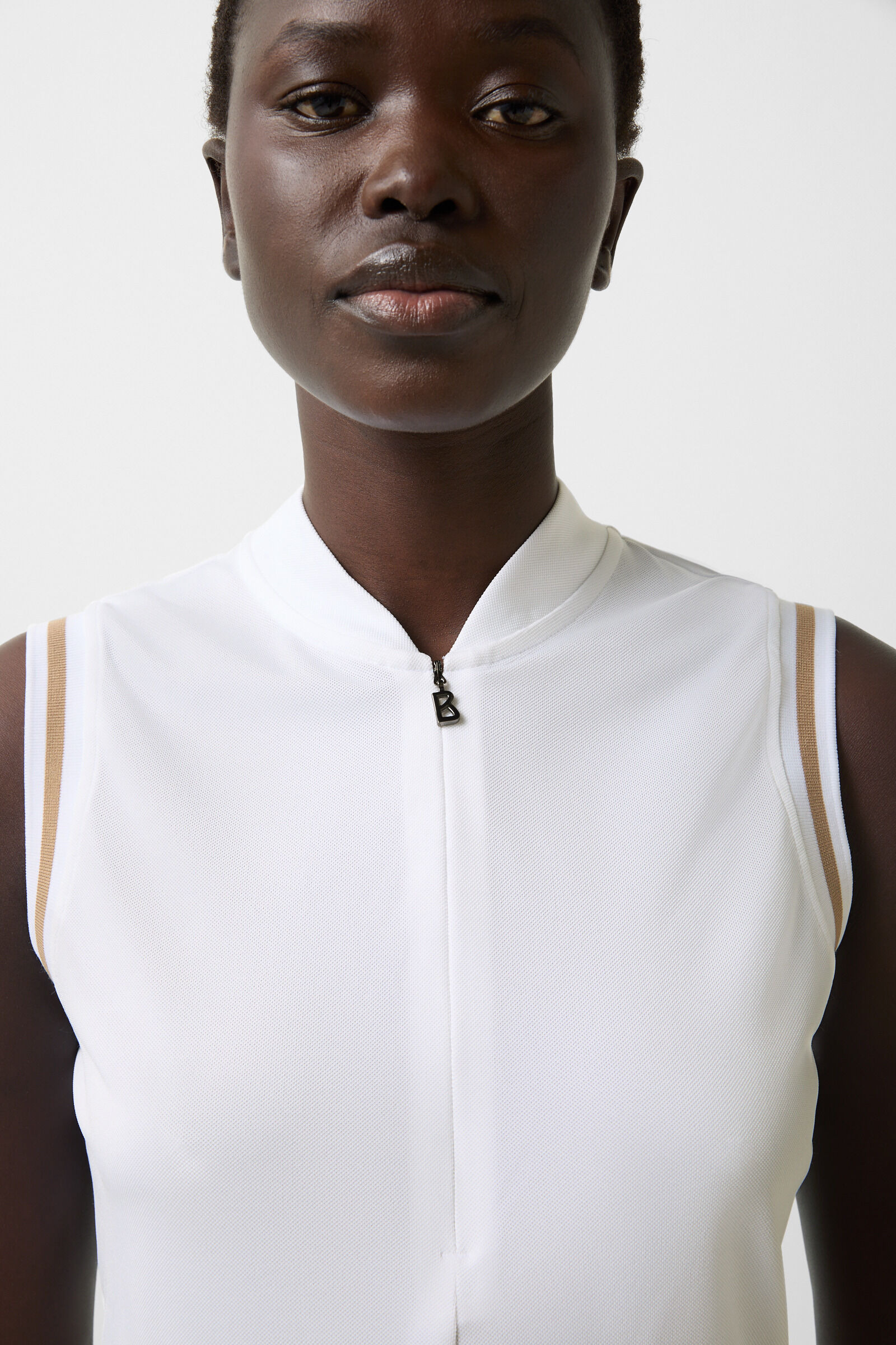 Functional top Evi in Off-White - 5