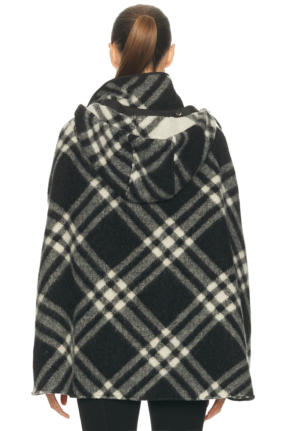 Neve Cape - 3