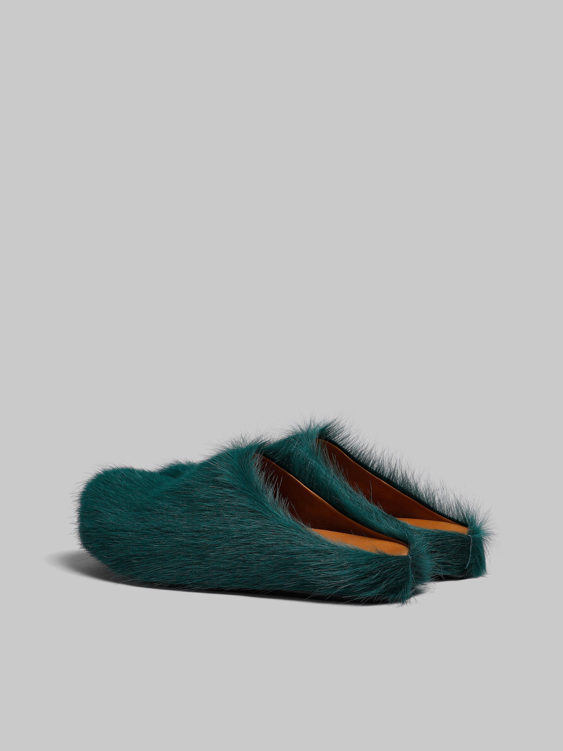SEA GREEN LONG-HAIR CALFSKIN FUSSBETT SABOT - 3