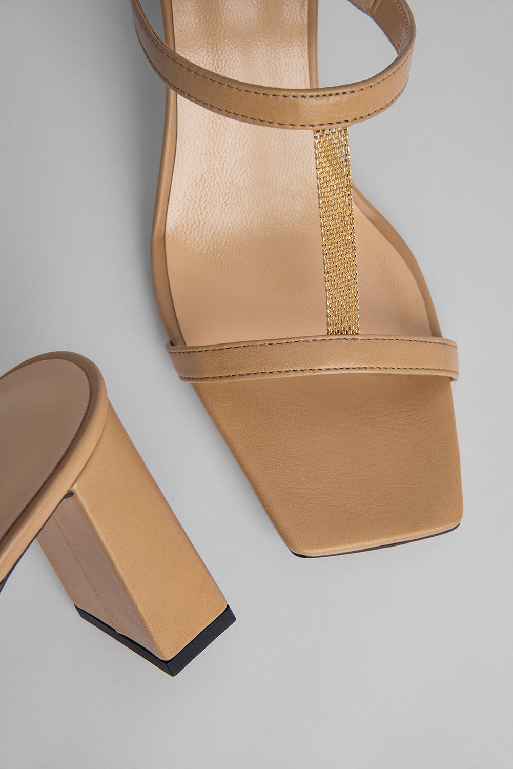 Chloe Nude Leather - 6