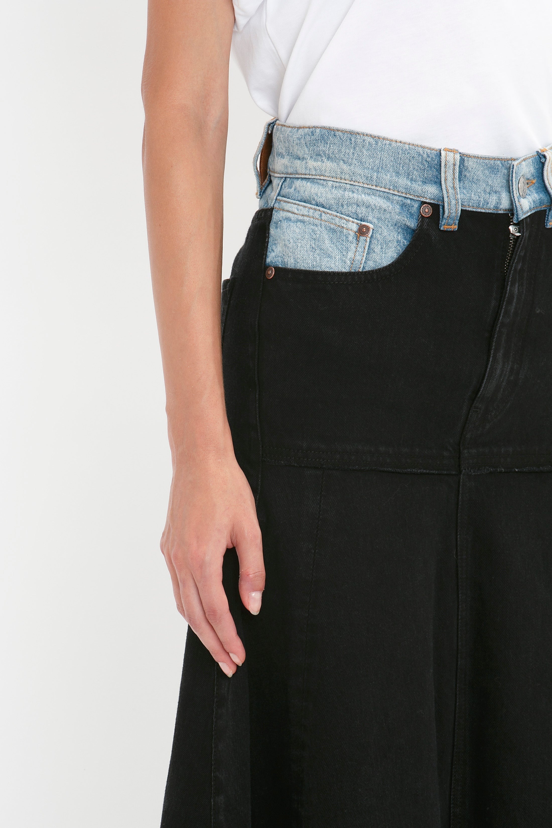 Patched Denim Skirt In Contrast Wash - 5