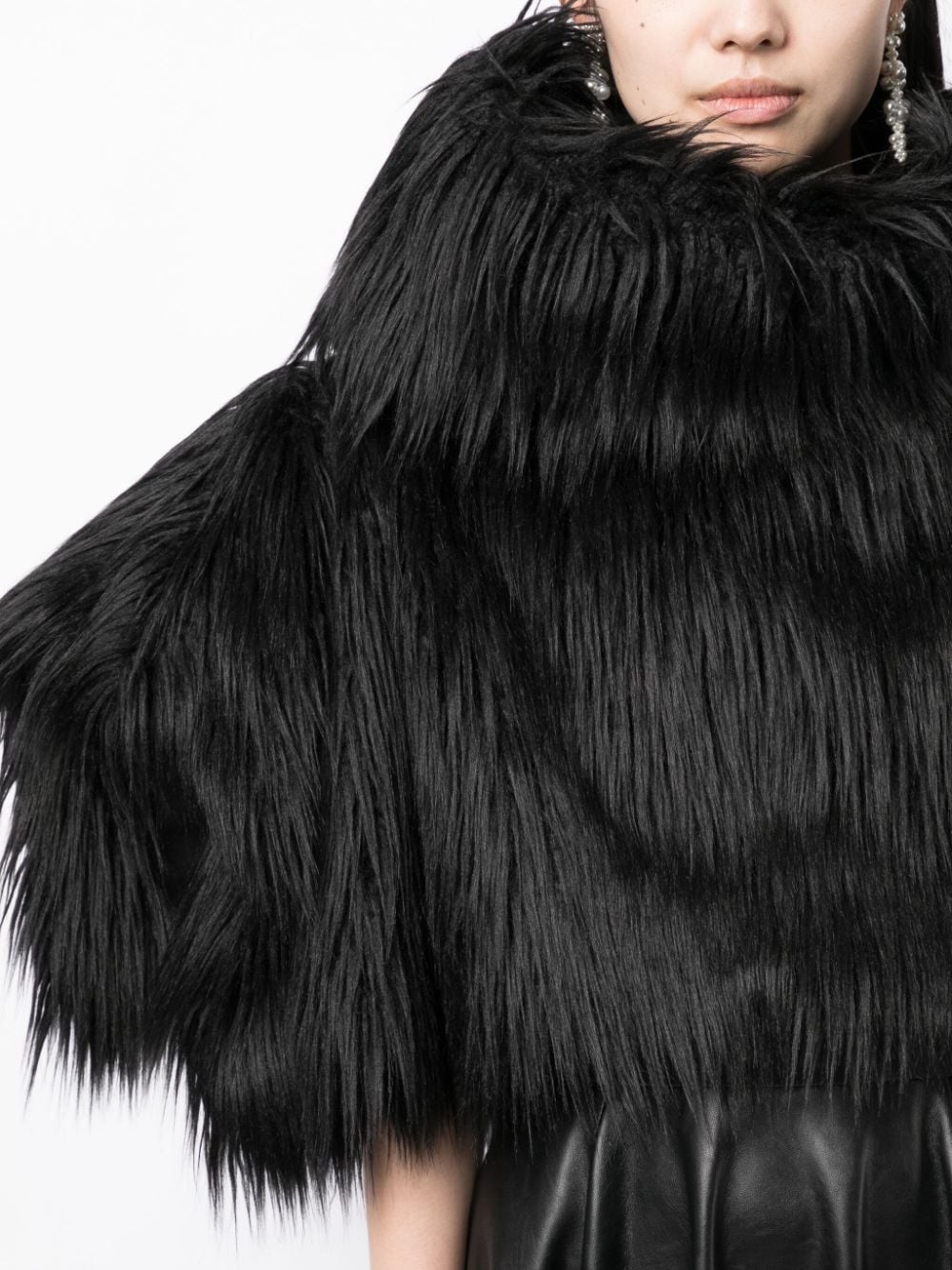 faux-fur cropped cape - 5