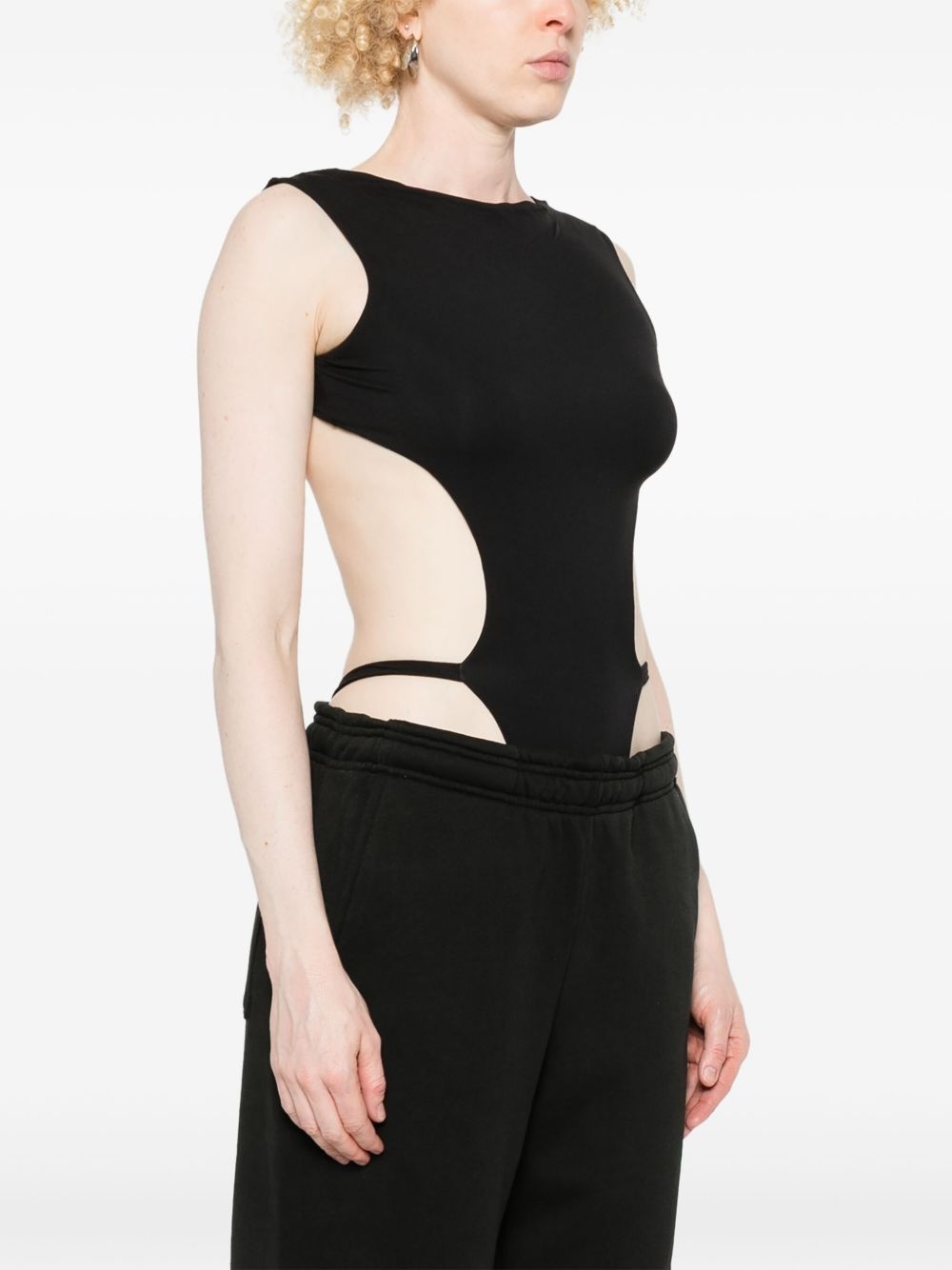 Valve bodysuit - 3