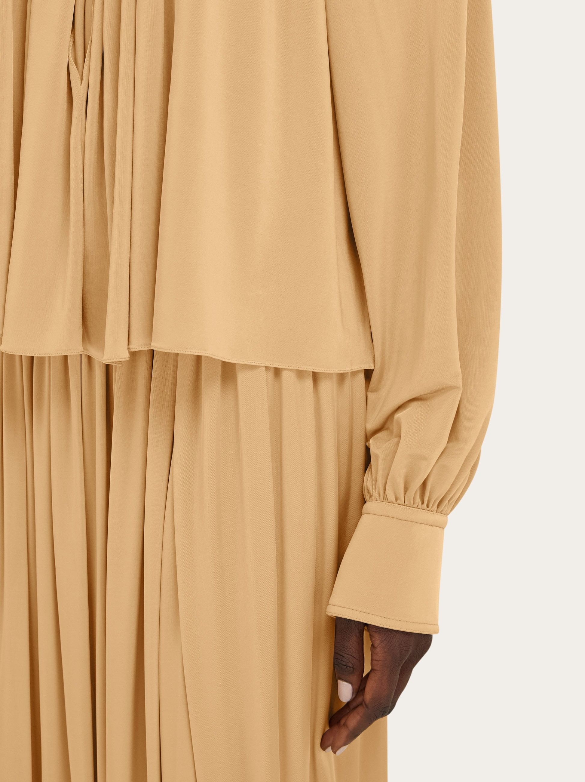 Blouse with back slit detail - 5