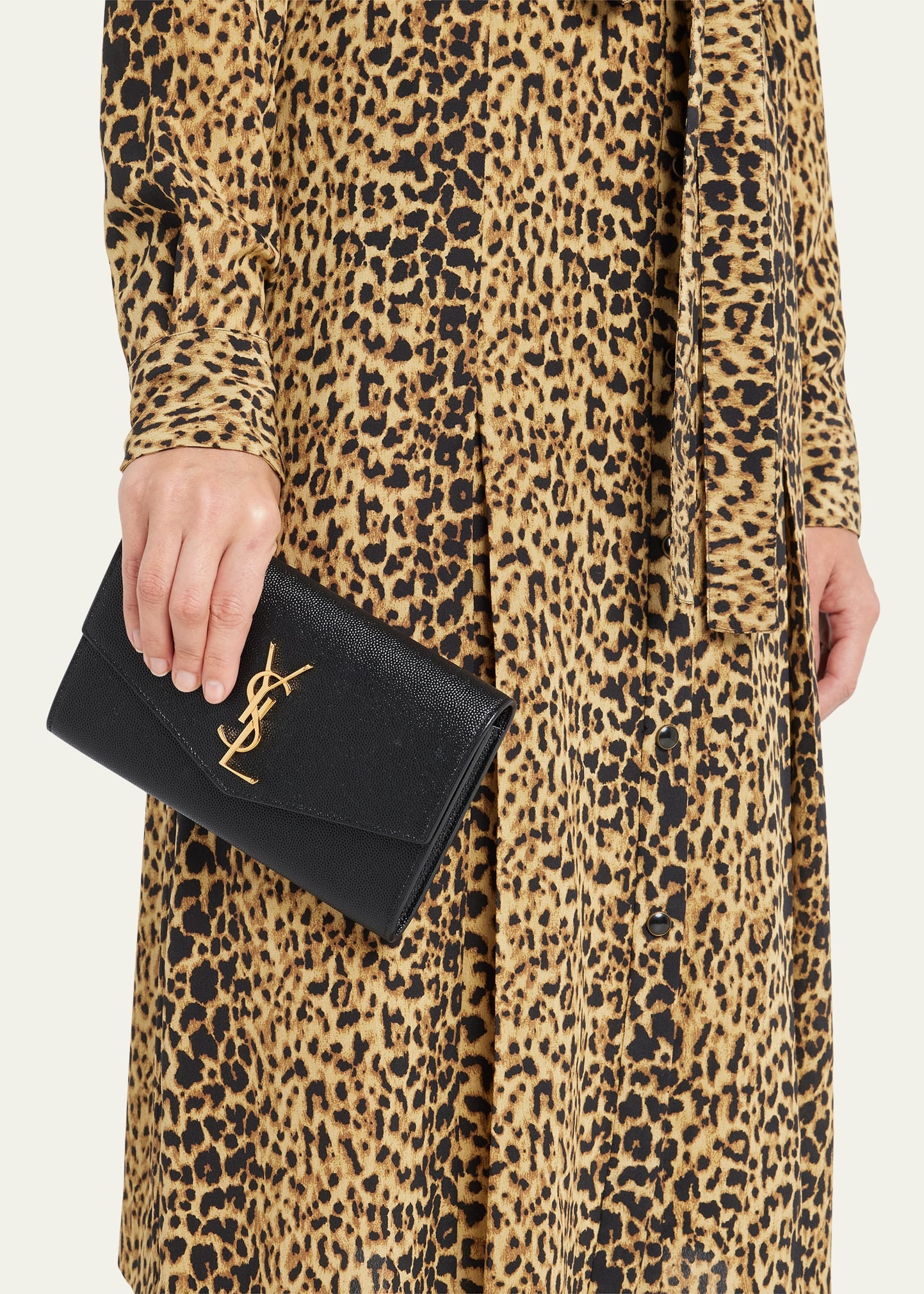 Uptown YSL Wallet on Chain in Grained Leather - 2
