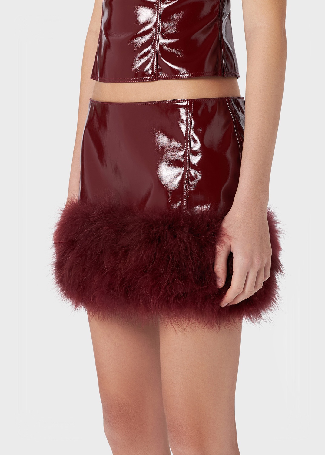 PATENT MINI SKIRT WITH MARABOU FEATHERS - 5