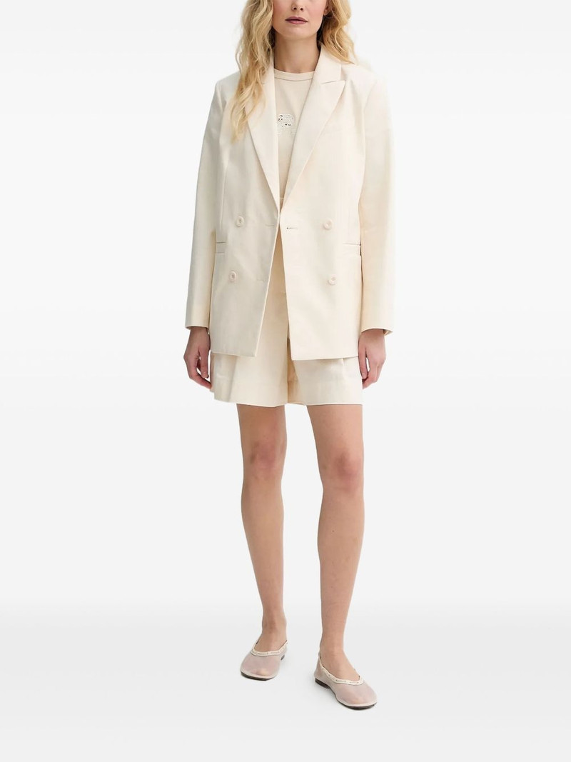 A.P.C. pleated-detail tailored shorts outlook