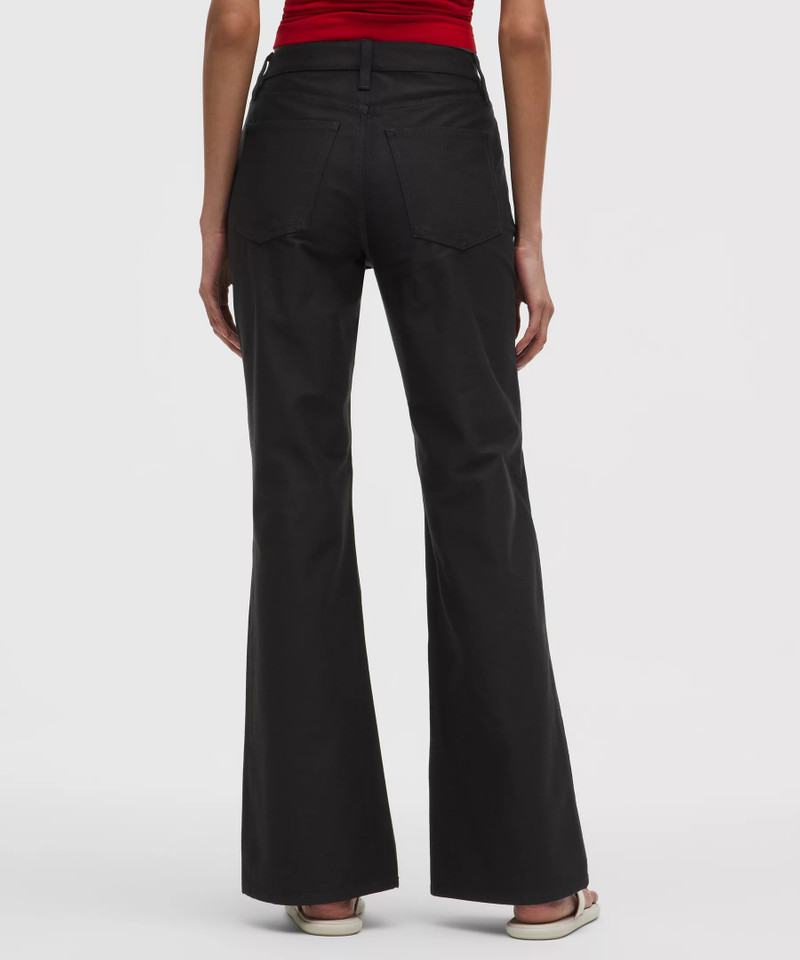 EasyFive High-Rise Subtle-Flare Pant *Short 3