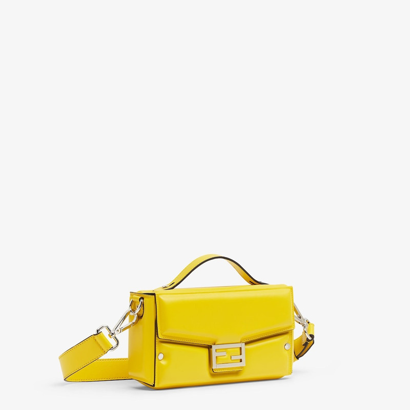 FENDI Soft Trunk Baguette outlook