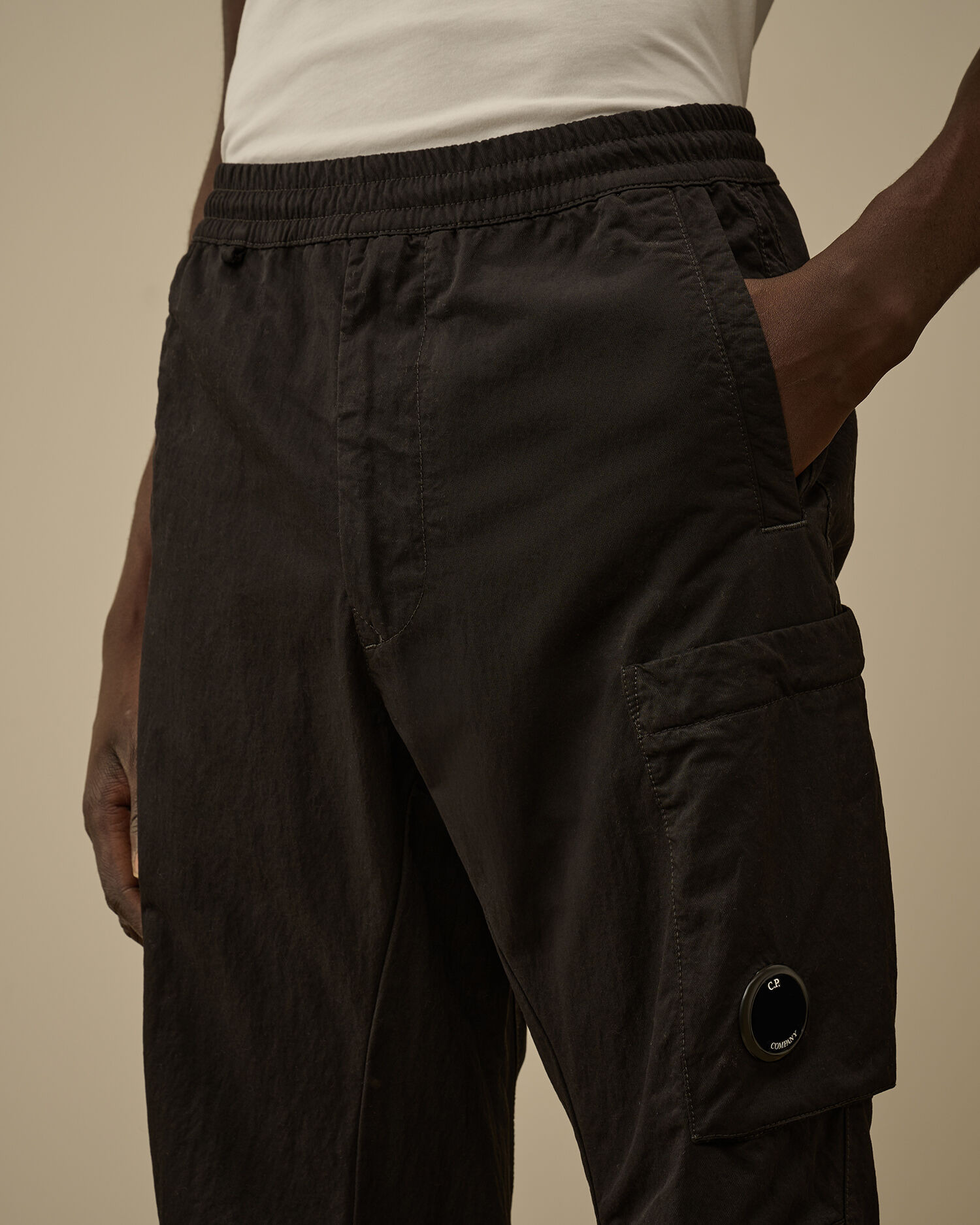 Diagonal Flatt Nylon Regular Cargo Pants - 5
