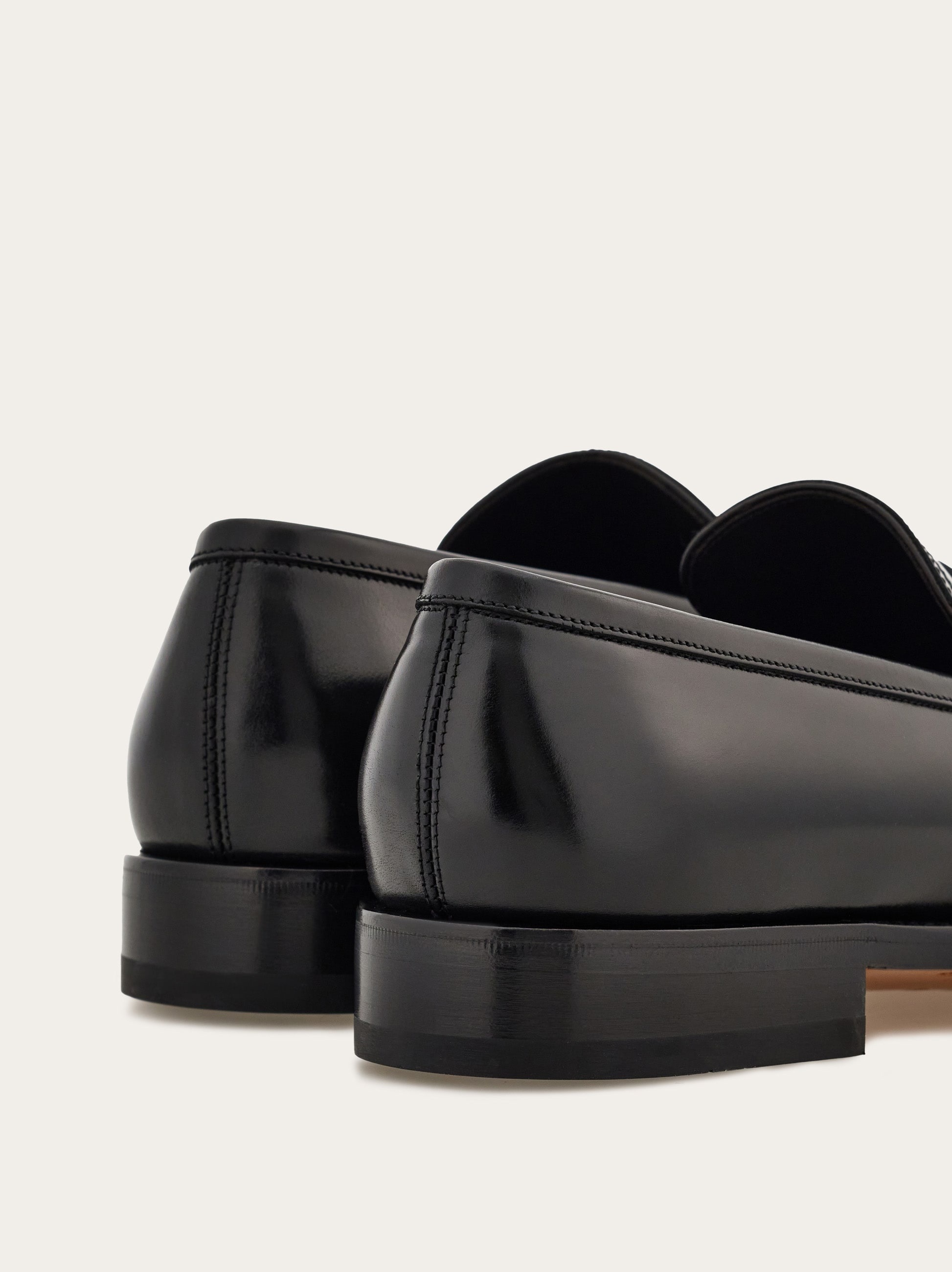 Penny loafer with Gancini ornament - 4