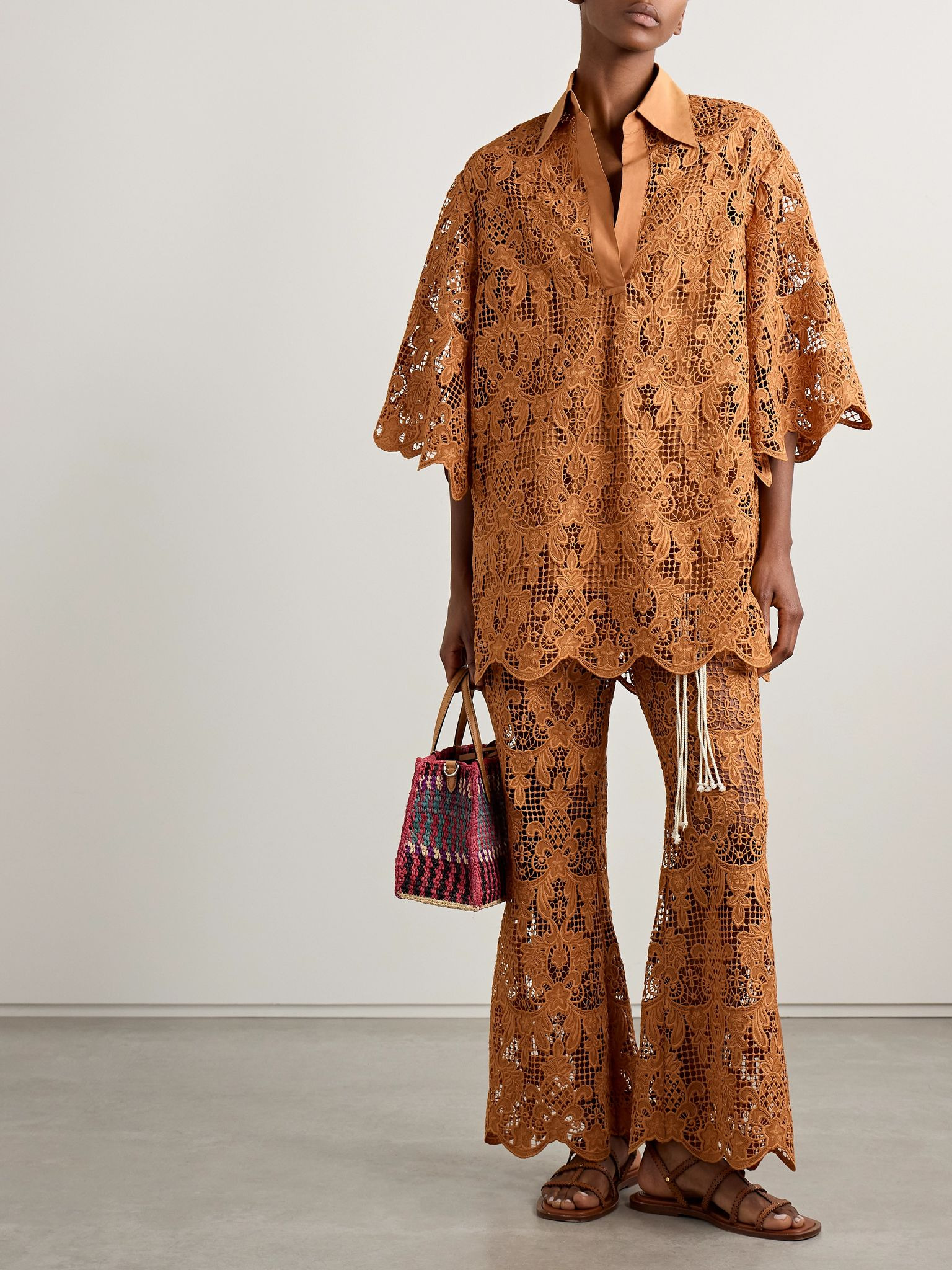 Coco oversized poplin-trimmed guipure lace tunic Camel - 2