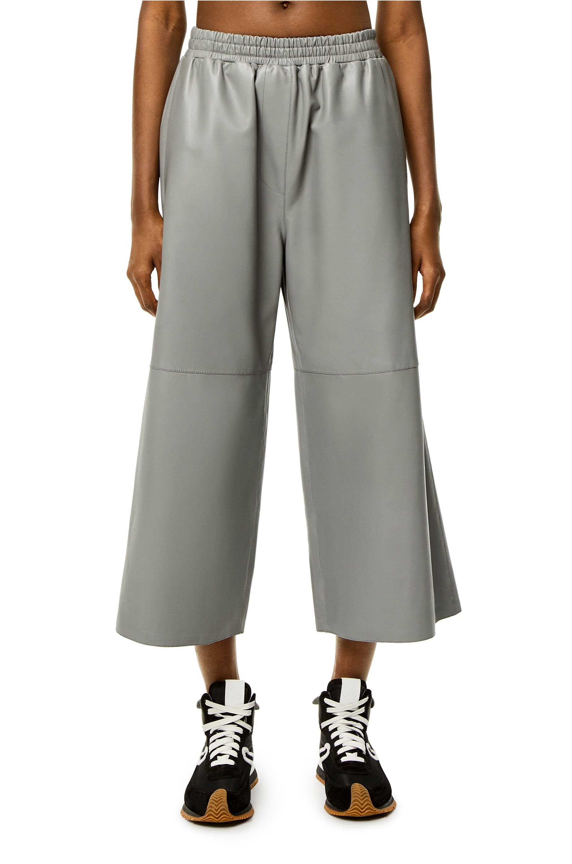 Cropped trousers in nappa - 3