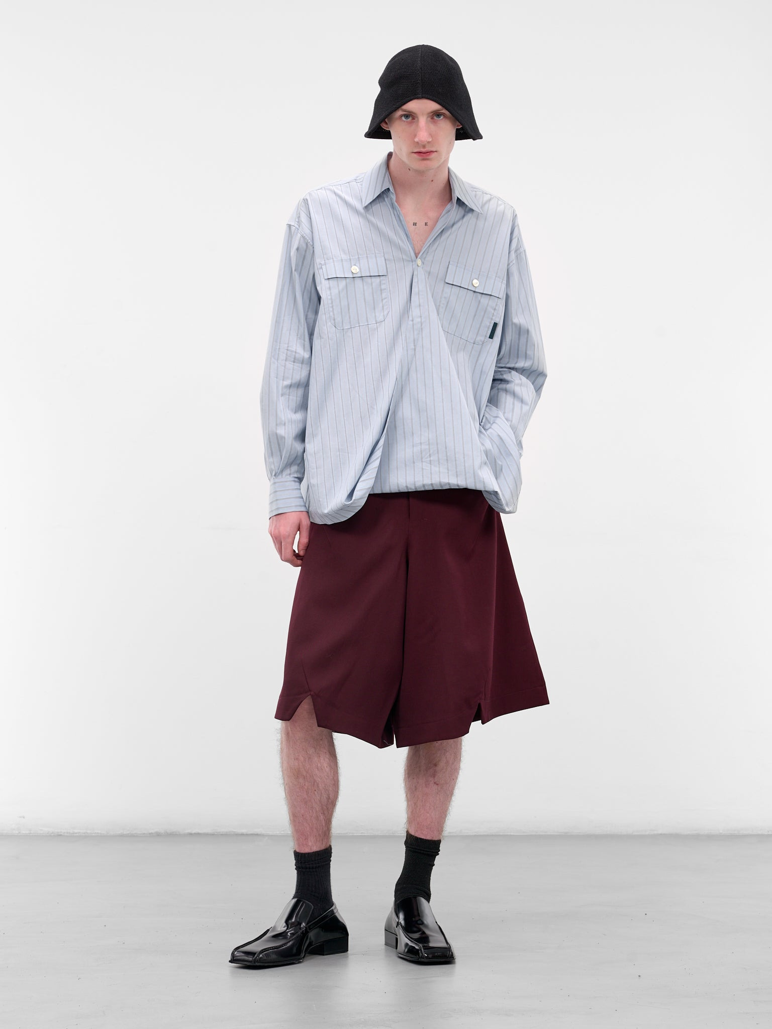 Burgundy Wool Baggy Shorts - 6