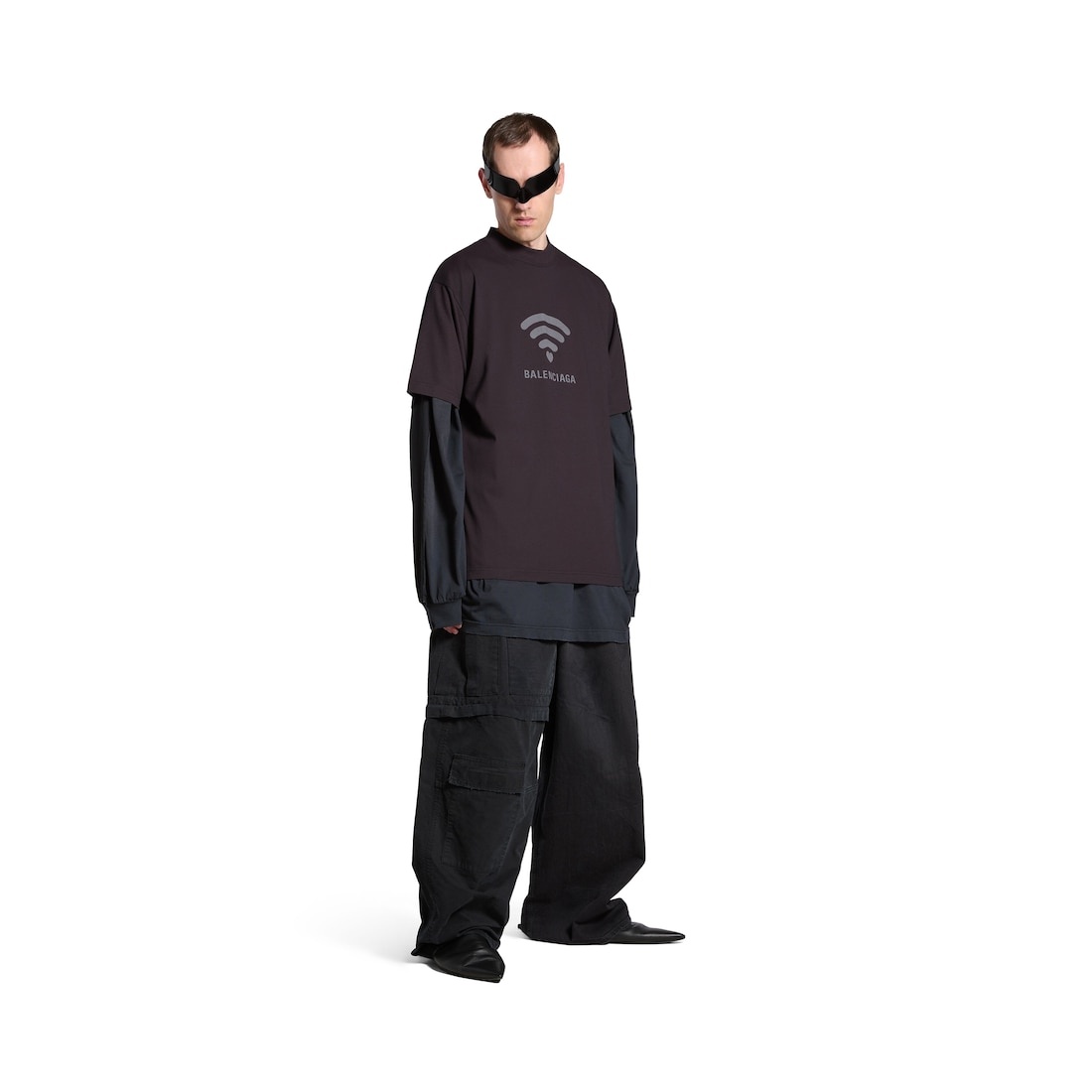 Lo_ve T-shirt Medium Fit in Black/grey - 2