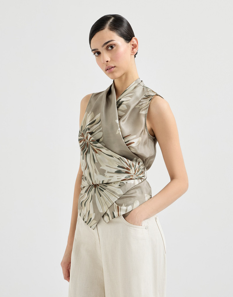 Silk bloom print pongee vest with monili 2