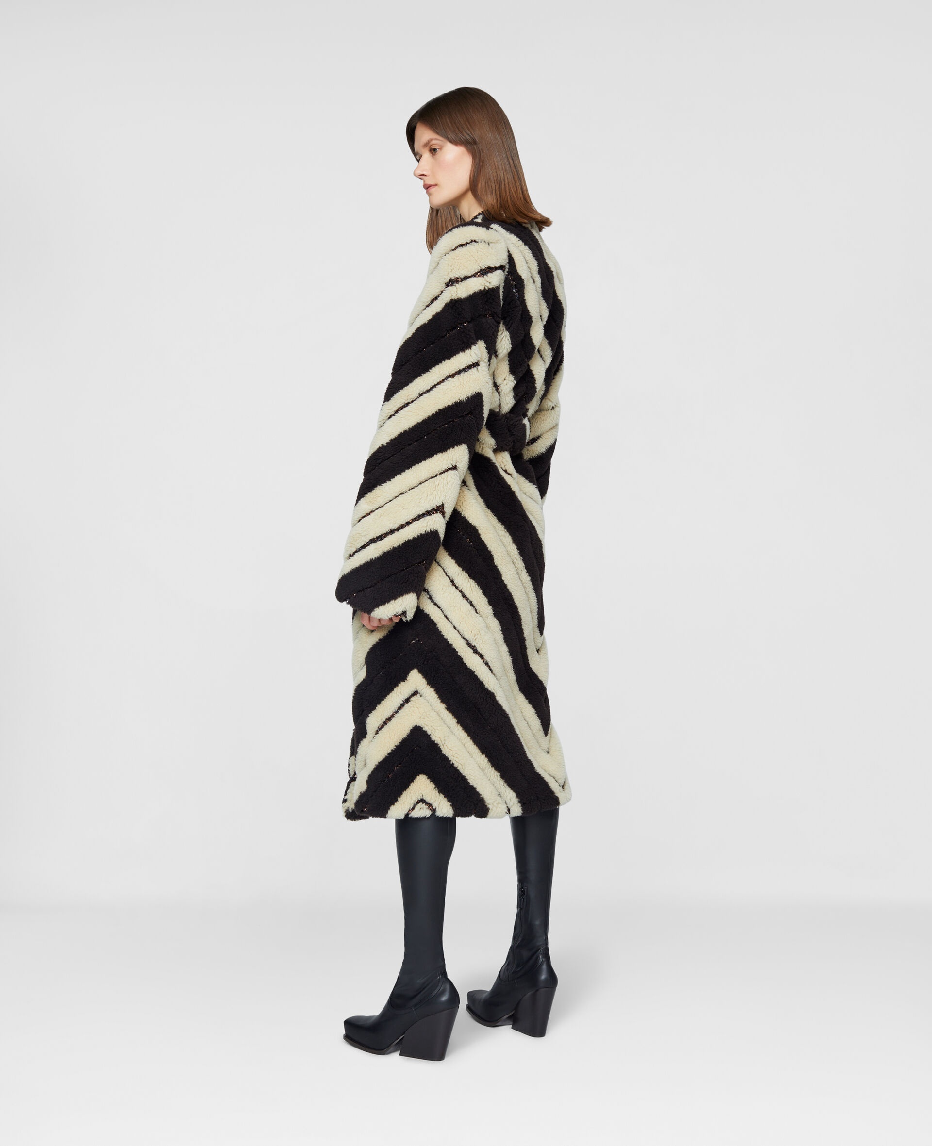 Frank Stella V Series Inspired Printed FFF Coat - 3