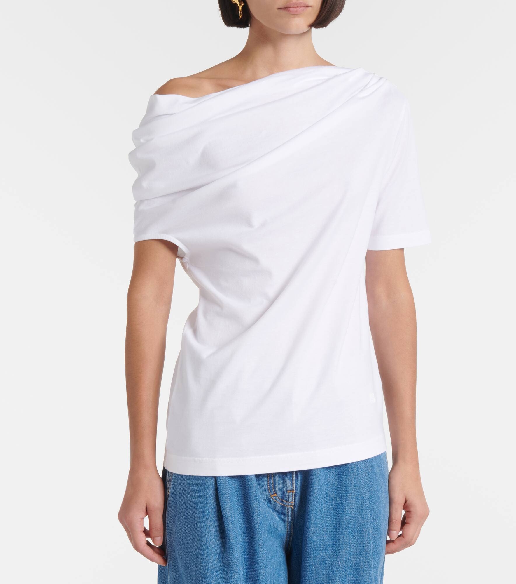 Draped one-shoulder cotton T-shirt - 4