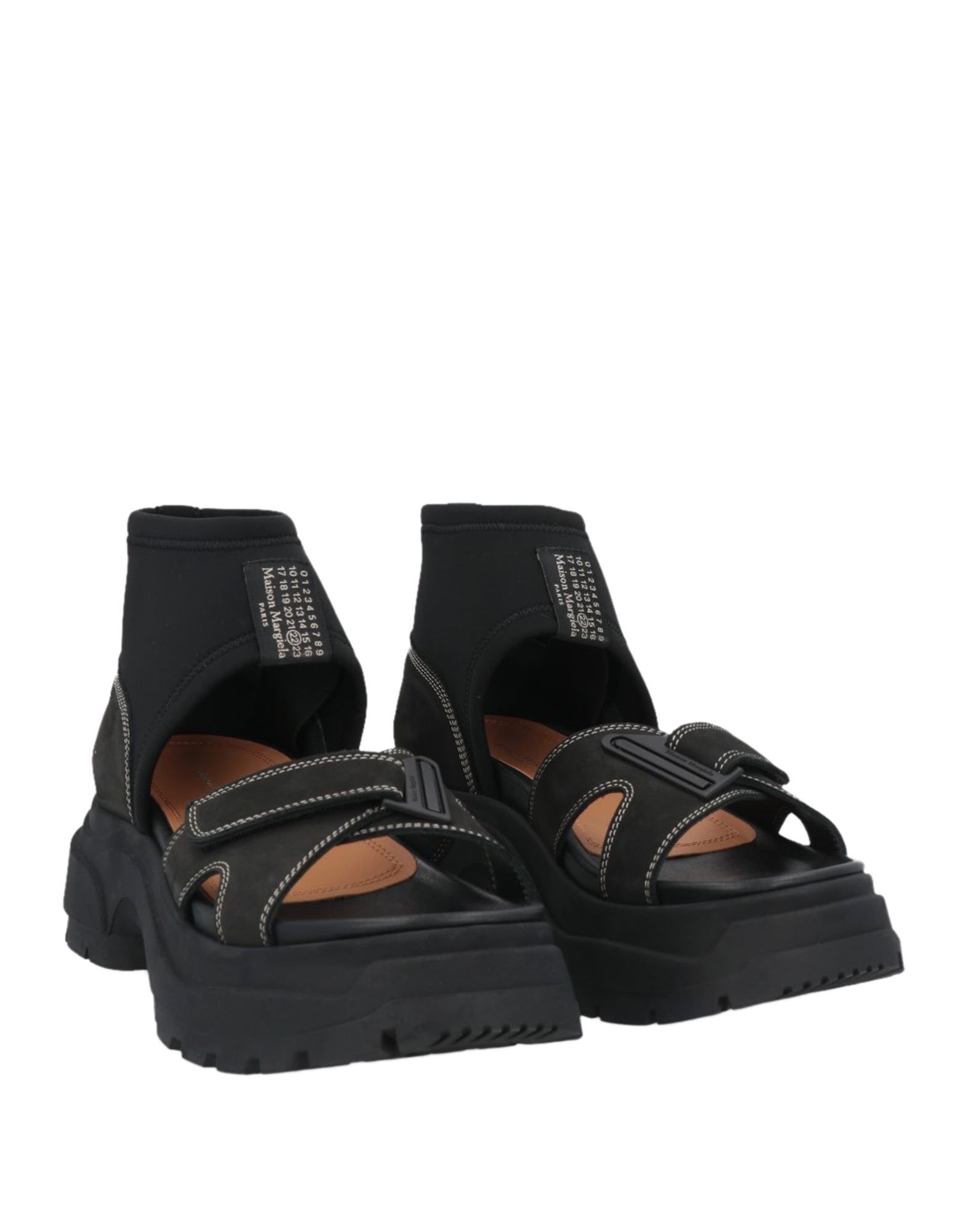 サンダル・ミュール MAISON MARGIELA Women Sandals S66WP0082 P3923 T8013 Black Maison Margiela Black Women's Sandals | yoox | REVERSIBLE