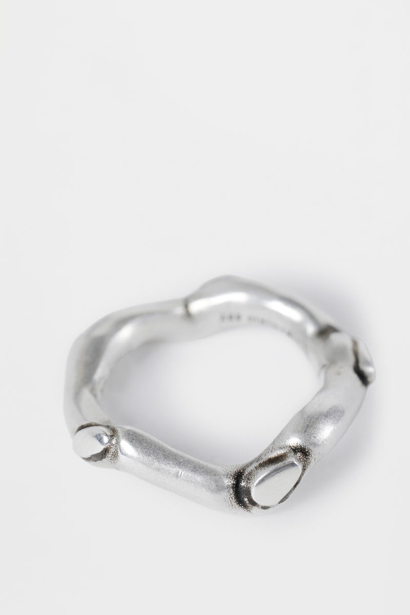 Emi Futuristic Thorn Ring - 3