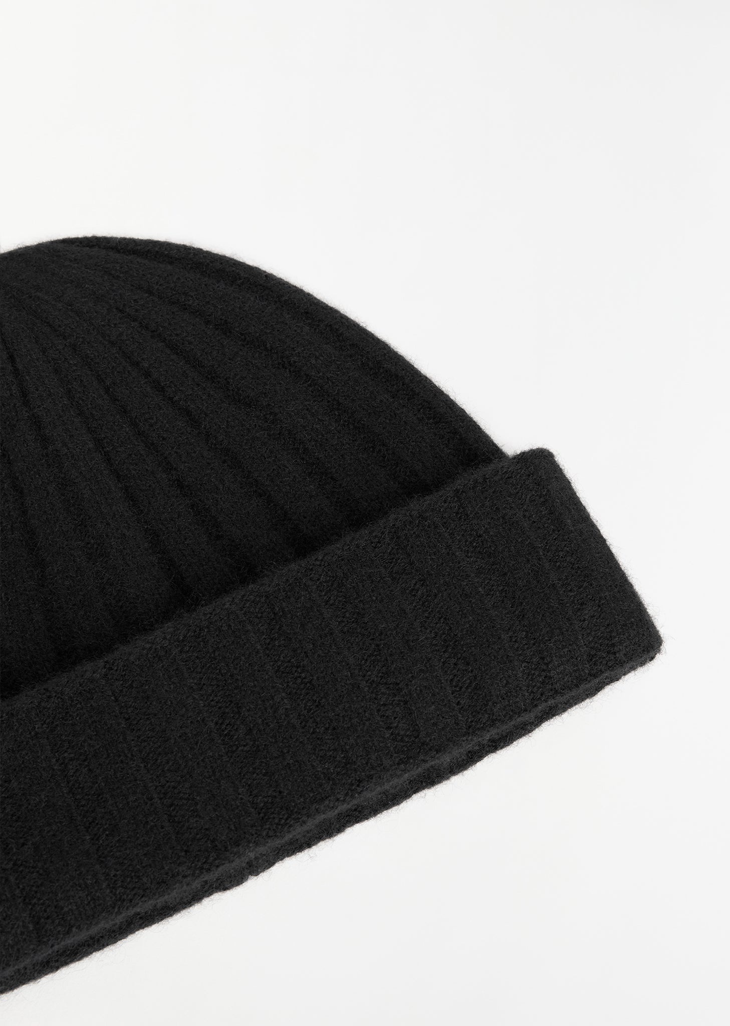 Cashmere Beanie — Black - 2