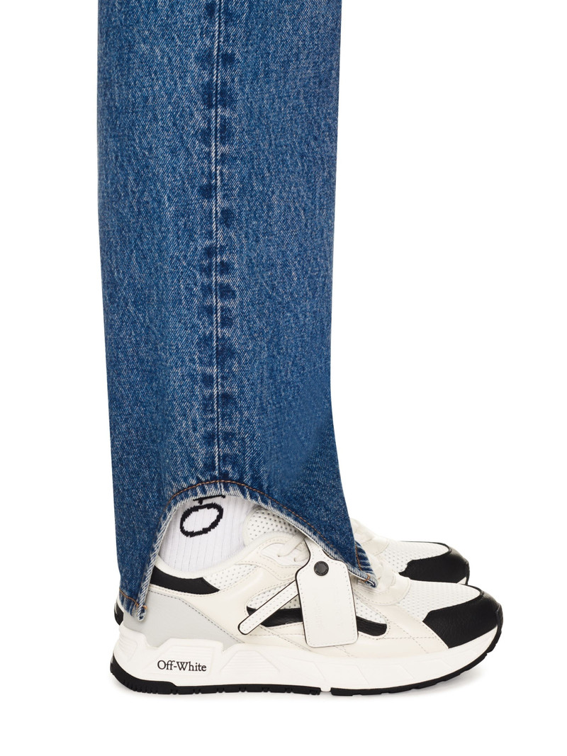 Off-White Kick Off outlook