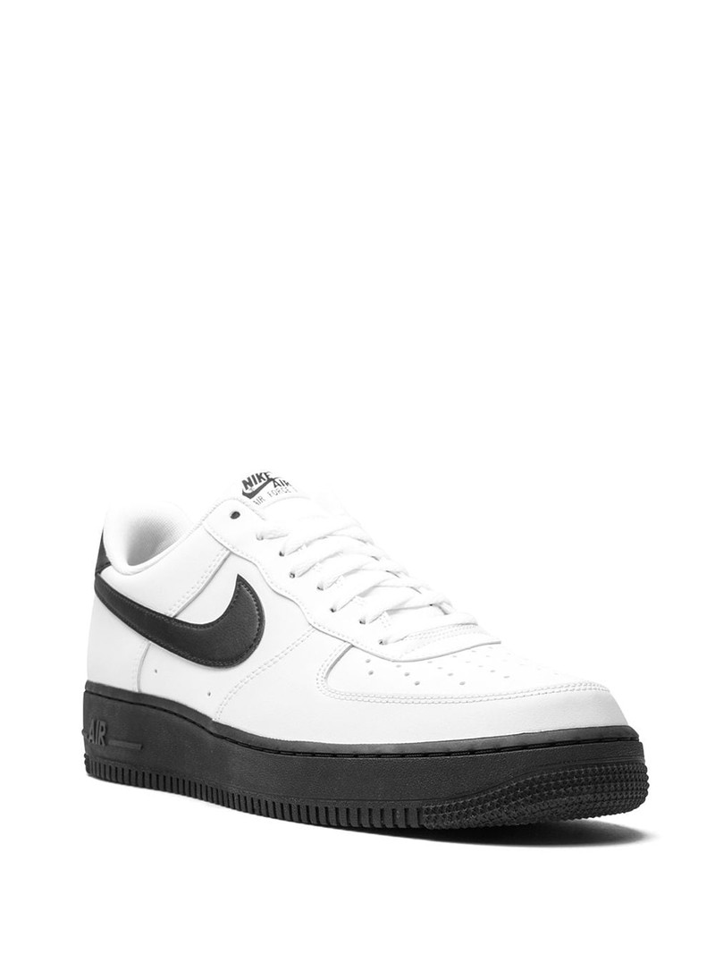 Nike Air Force 1 '07 sneakers outlook