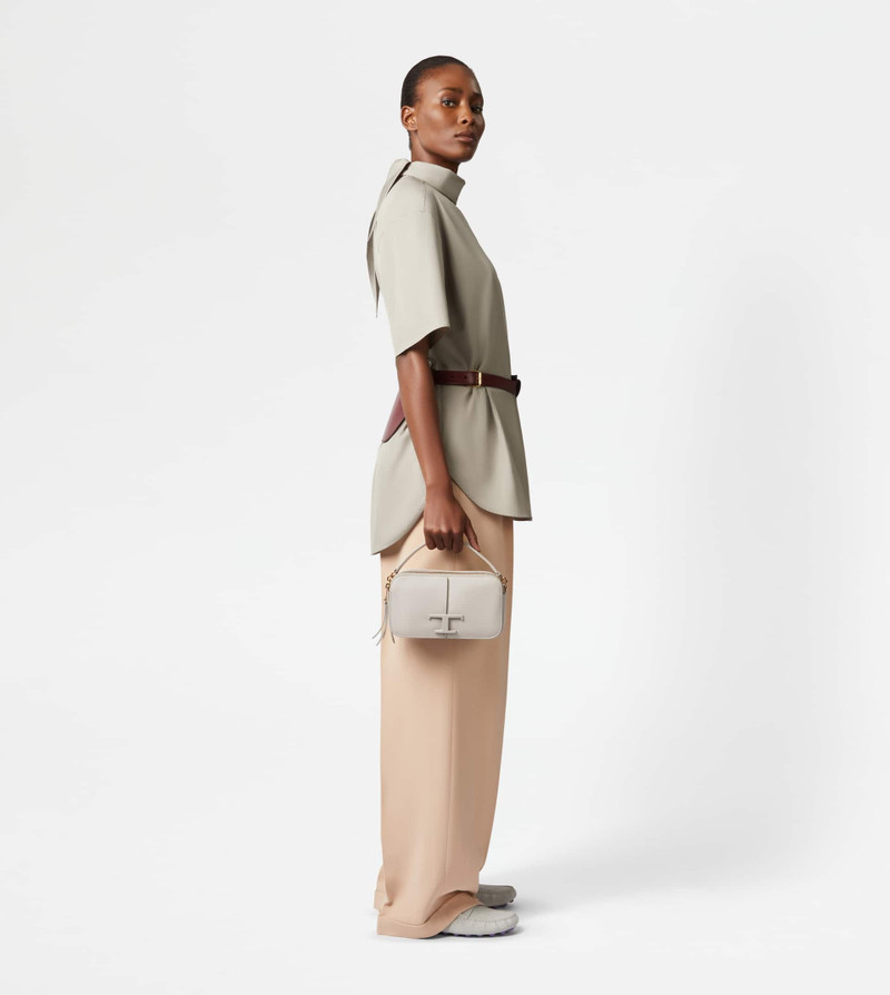 T TIMELESS CAMERA BAG IN LEATHER MINI - GREY 3
