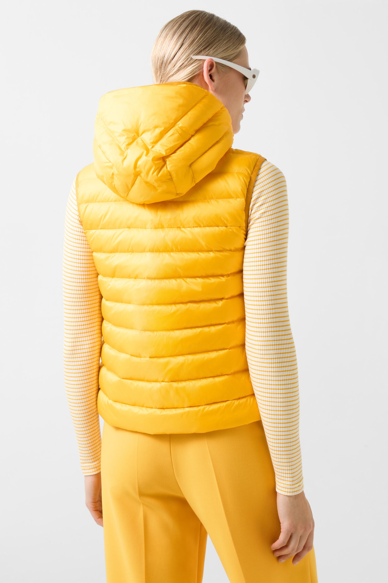 Tayra Lightweight down vest in Mustard yellow - 3