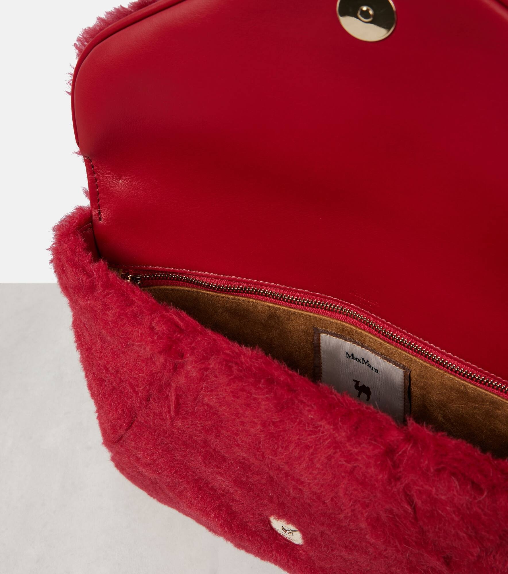 Teddy clutch - 3