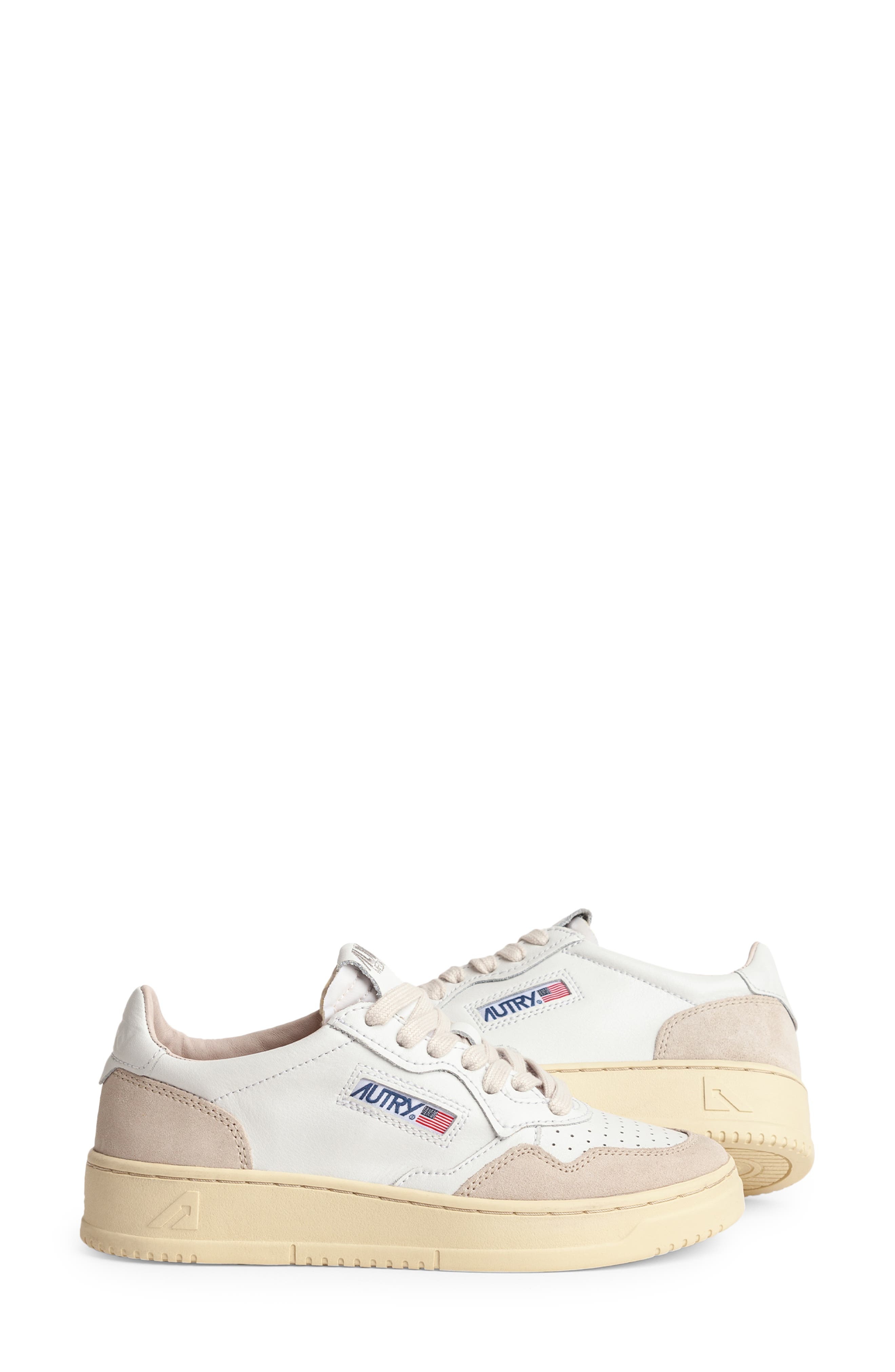AUTRY Medalist Low Sneaker in Leat/suede White at Nordstrom - 4