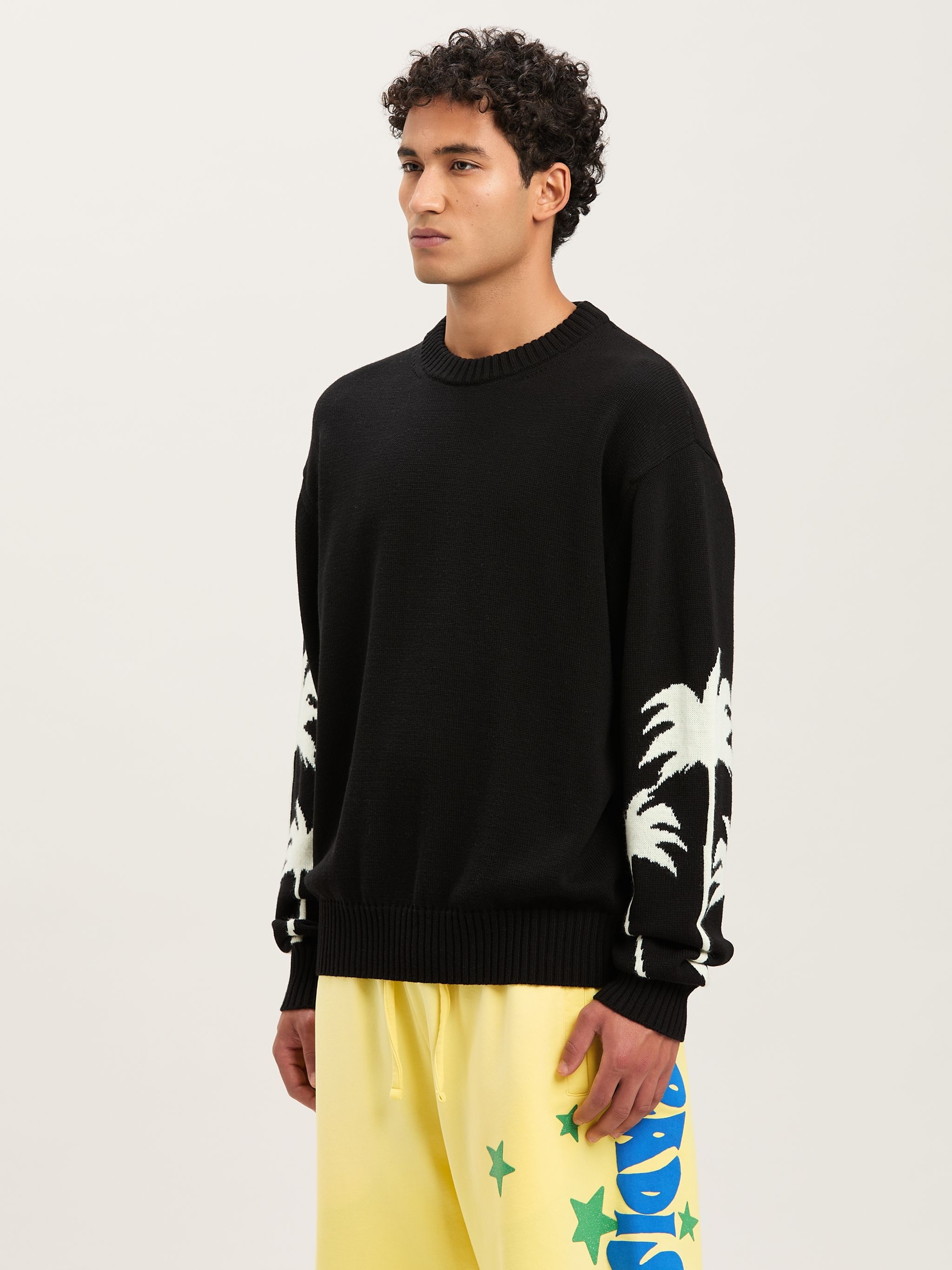 Curved Logo zippered Hoodie - 4