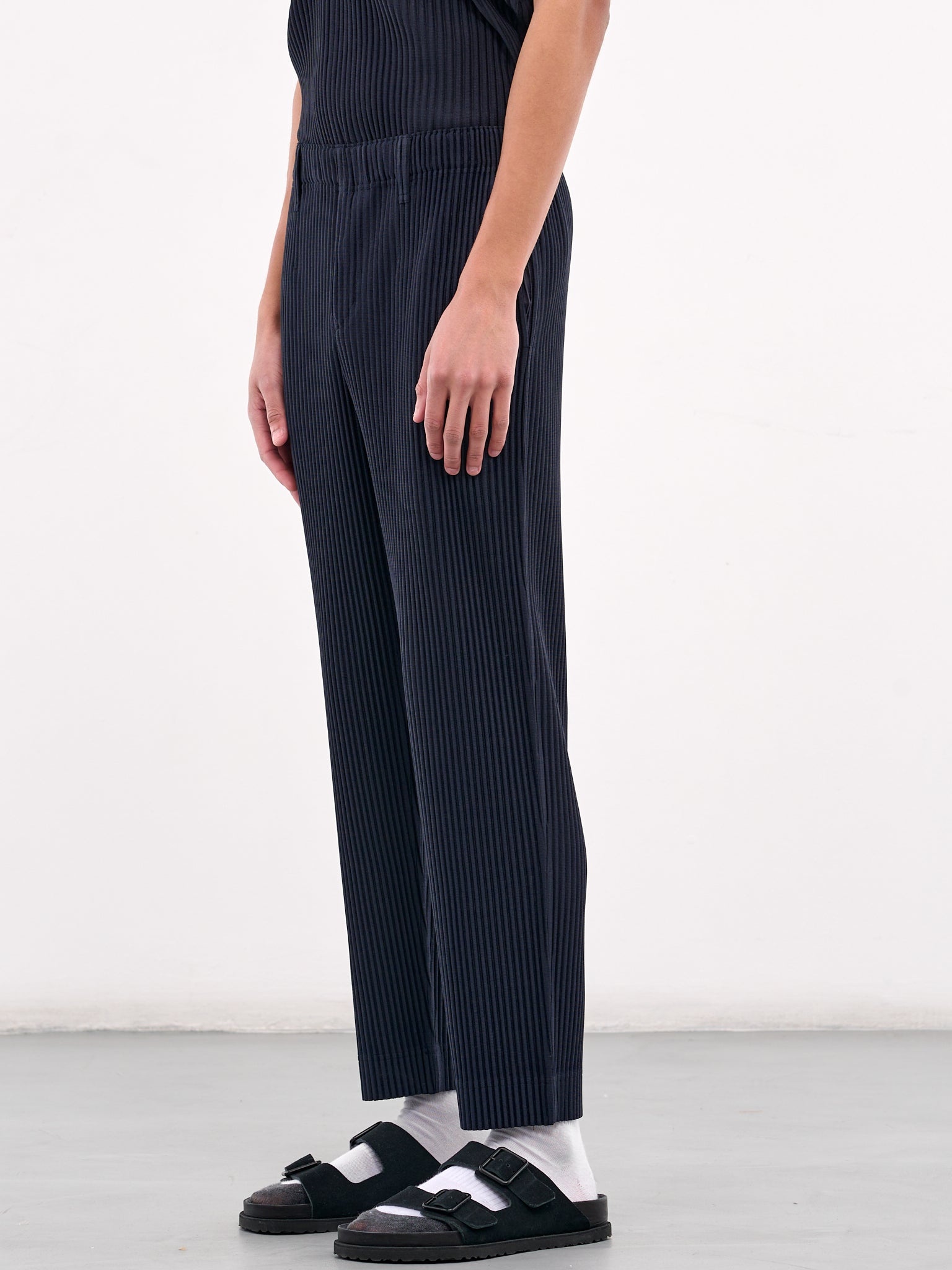 Basic Pleated Trousers - 2