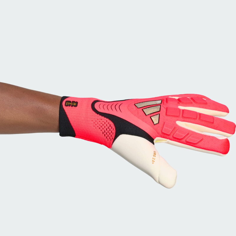 Predator Pro Goalkeeper Glove 4