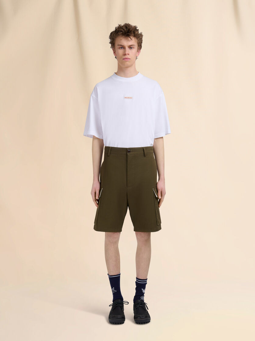 DEEP GREEN ORGANIC GABARDINE CARGO SHORTS - 2