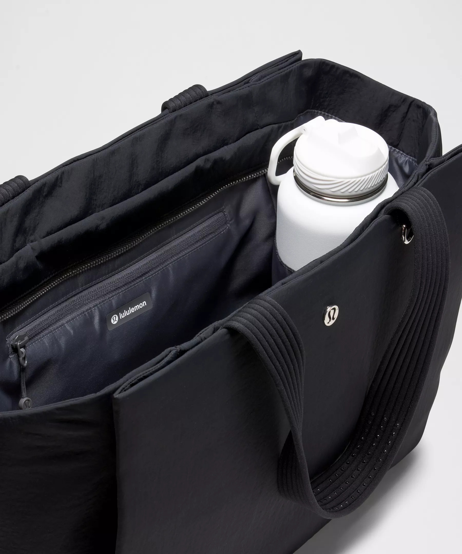 Triple Compartment Tote Bag 18L - 4