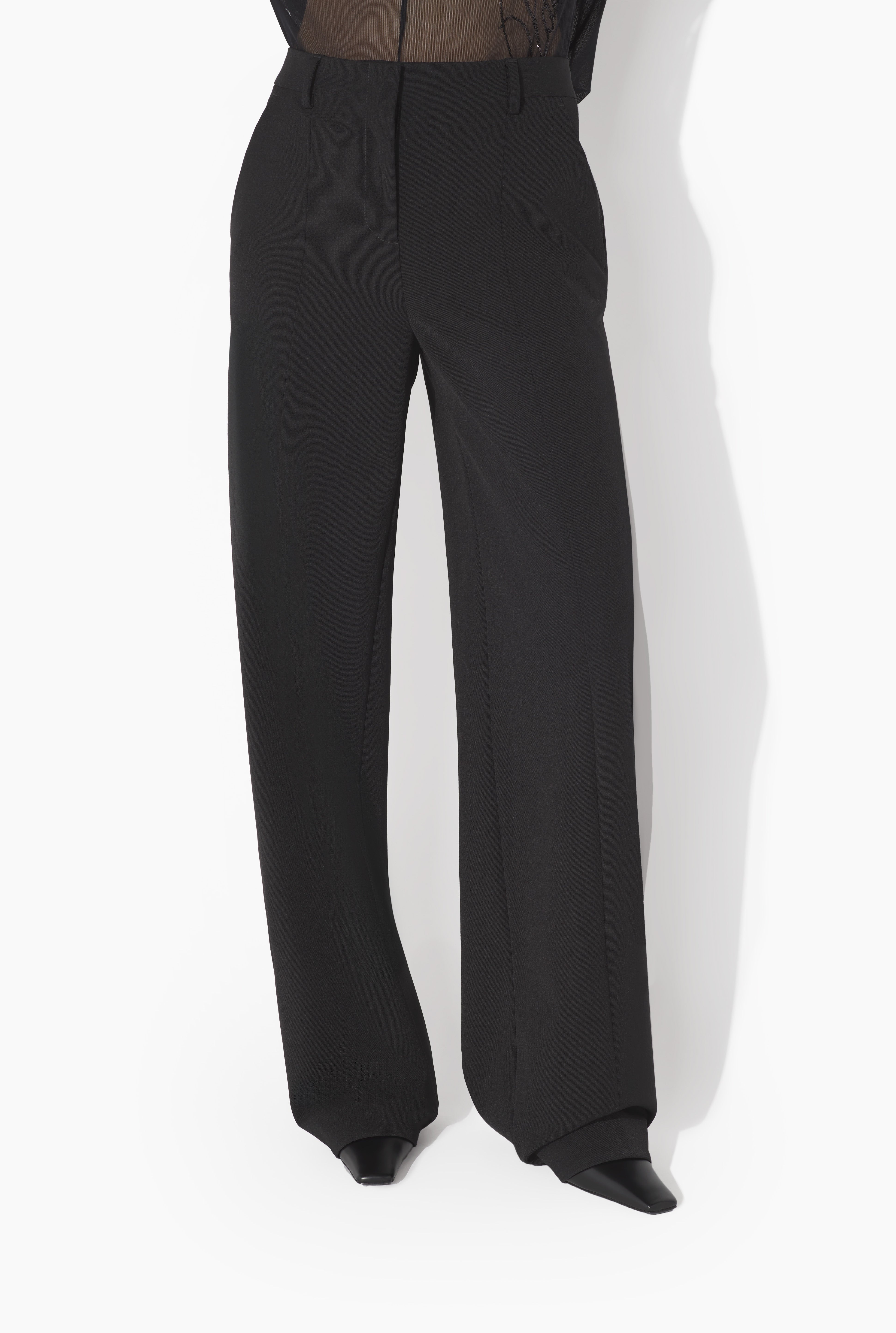 THE BLACK STIRRUP PANTS - 3