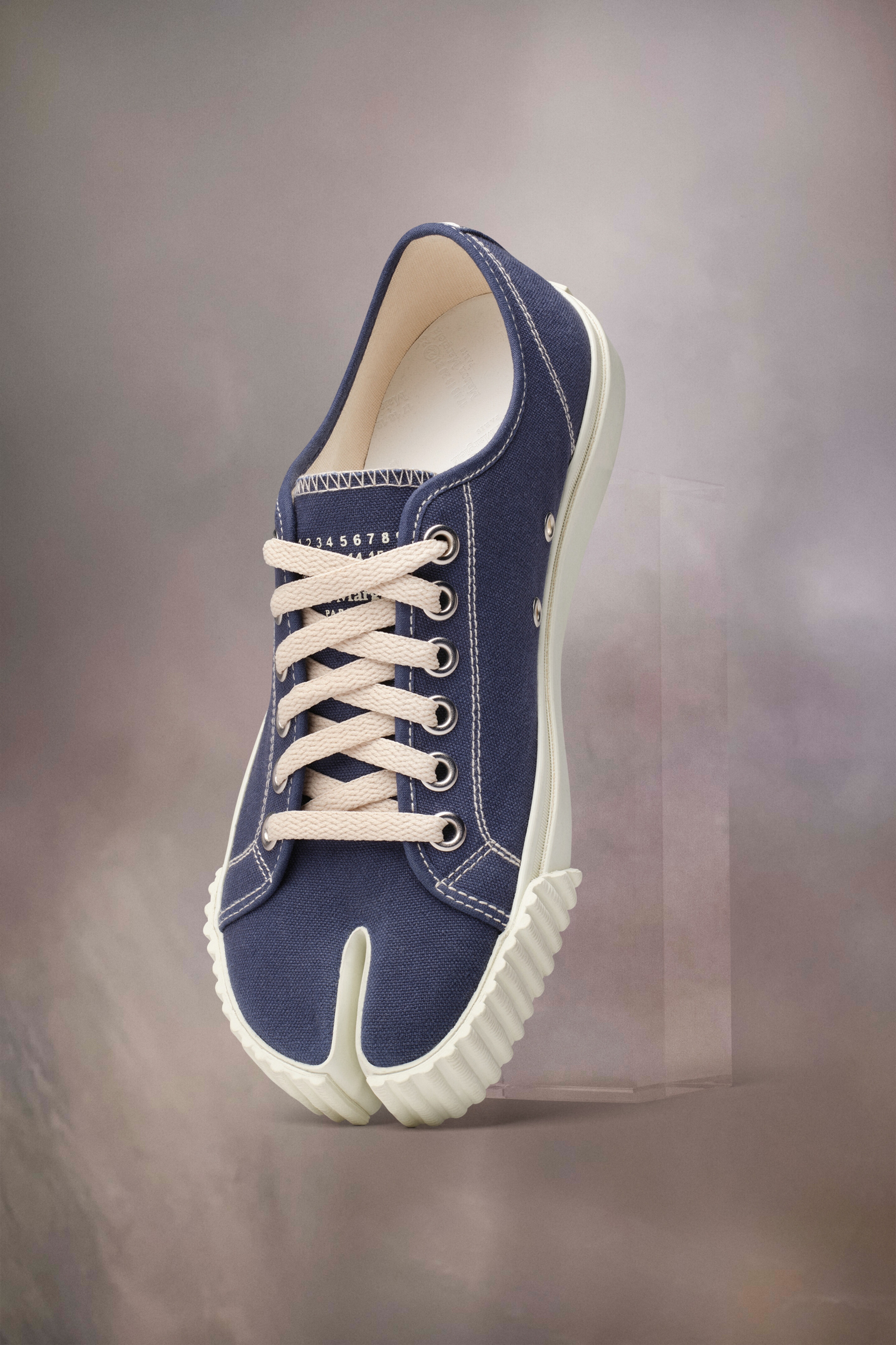 Maison Margiela Tabi sneakers | REVERSIBLE