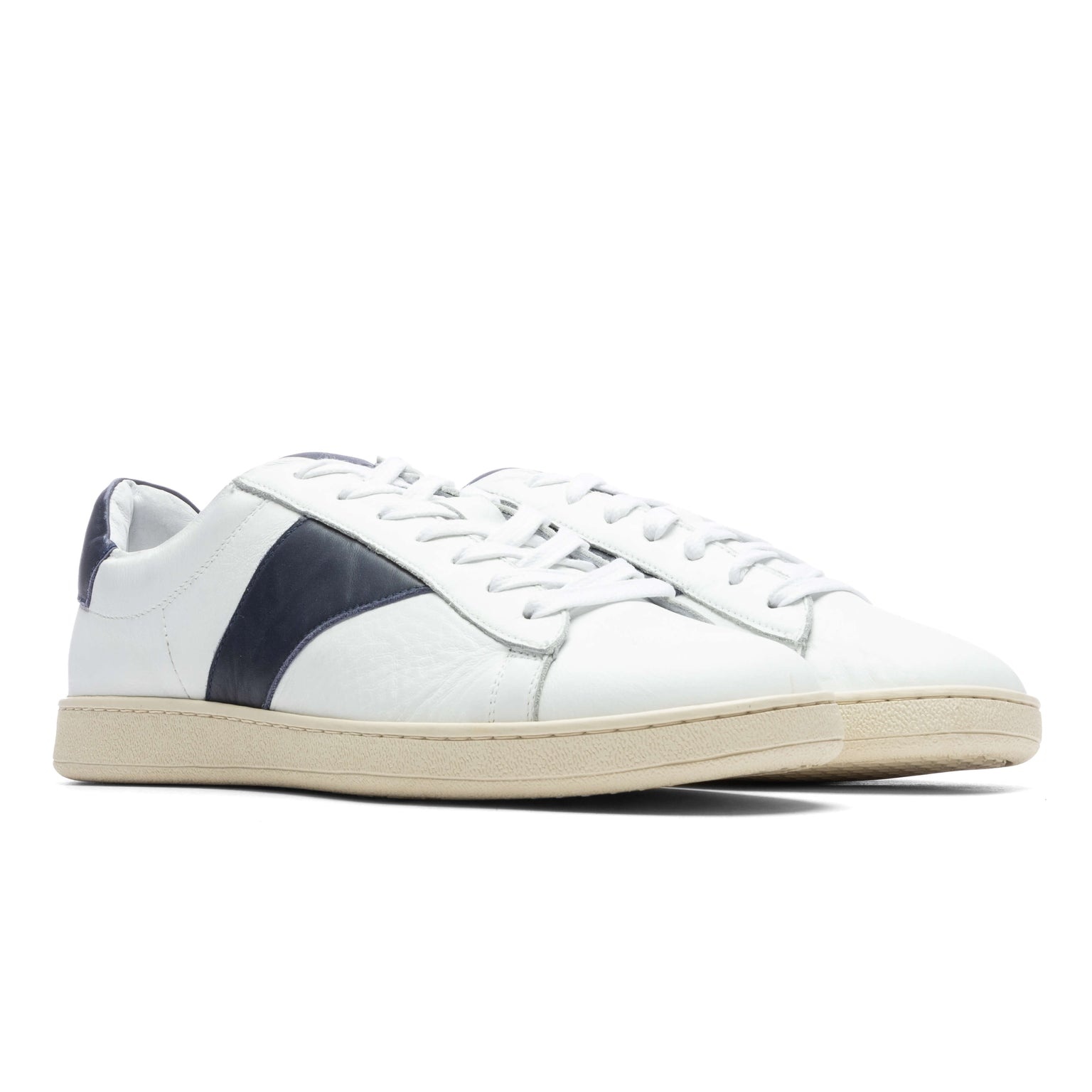 COURT SHOE - WHITE/NAVY - 2