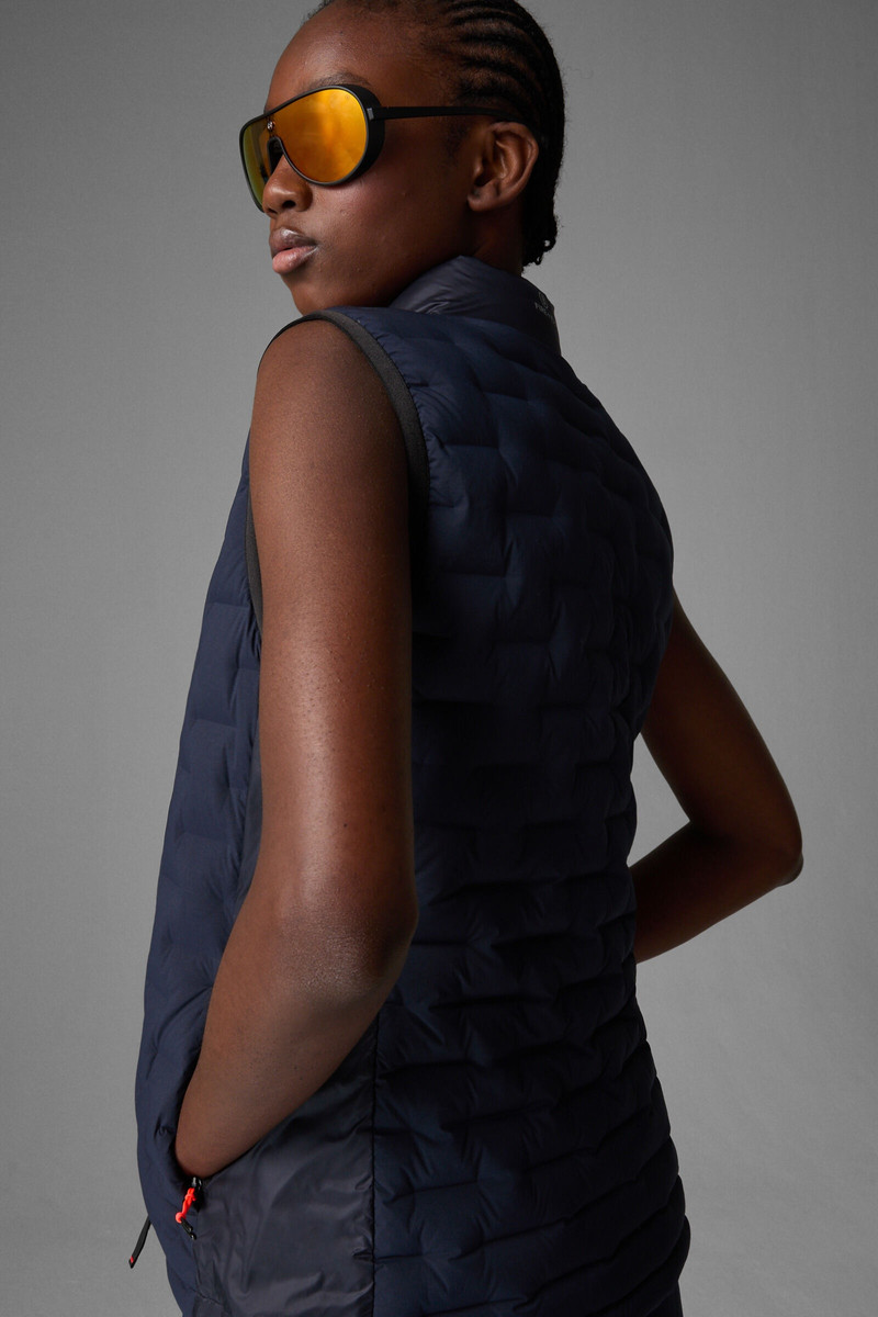 Fenja Lightweight down vest in Dark blue 6